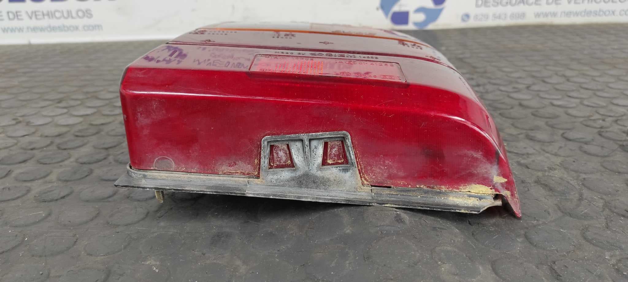 Recambio de PILOTO TRASERO DERECHO para FIAT UNO (146) 0.9 referencia OEM IAM 14048   - NEGRO 5