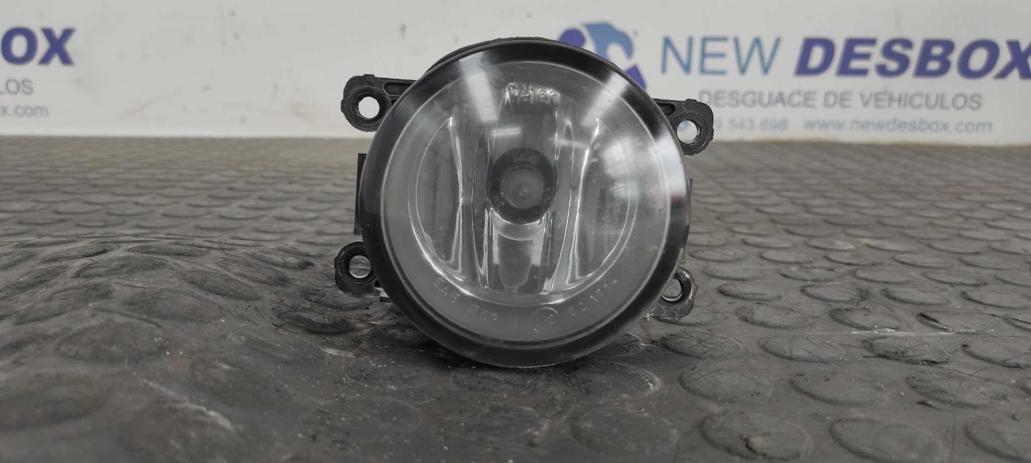 Recambio de FARO ANTINIEBLA DERECHO para PEUGEOT 307 BREAK/SW (S2) SW Pack 9HZDV6TED4 referencia OEM IAM 9650001680   - GRIS