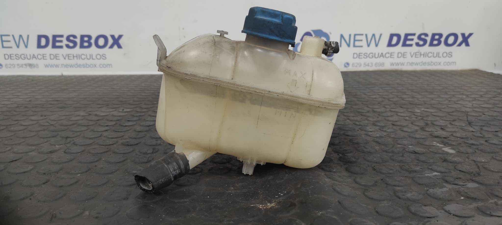 Recambio de DEPOSITO EXPANSION para FIAT BRAVO (198) 1.9 8V JTD CAT 192A8000 referencia OEM IAM 51799558   - GRIS
