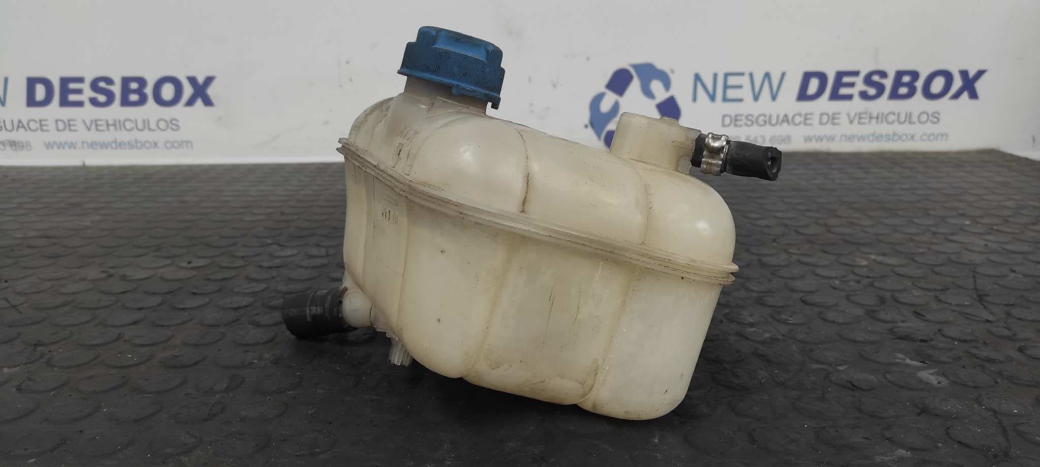 Recambio de DEPOSITO EXPANSION para FIAT BRAVO (198) 1.9 8V JTD CAT 192A8000 referencia OEM IAM 51799558   - GRIS 3