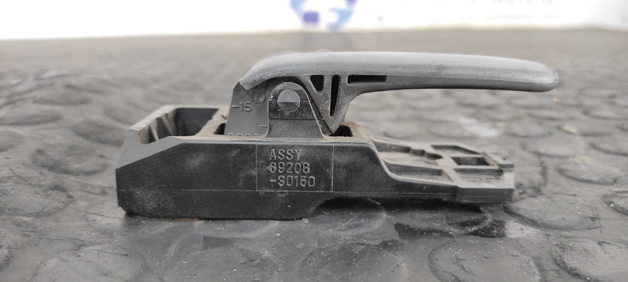 Recambio de MANETA INTERIOR DELANTERA IZQUIERDA para TOYOTA RAV 4 (A2) 1.8 Luna (2003->) 1ZZ-FE referencia OEM IAM 6920630150   - BLANCO 3