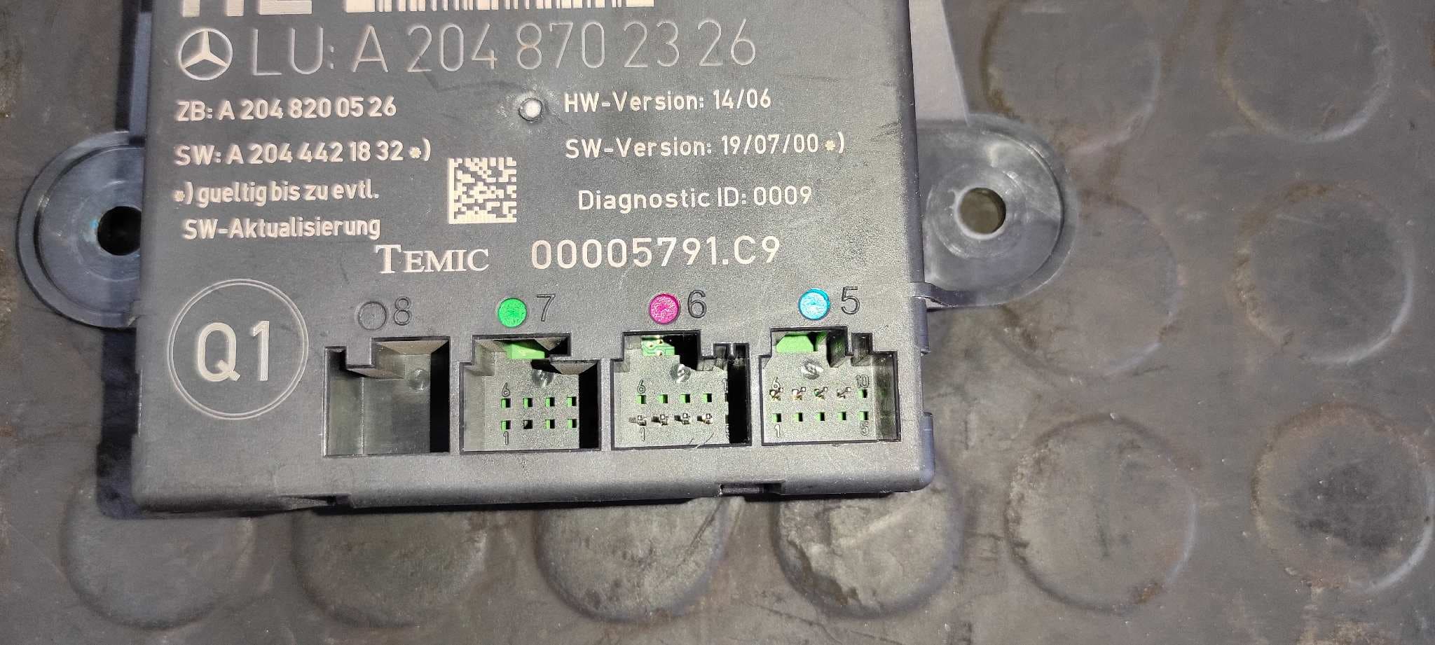 Recambio de CENTRALITA CIERRE para MERCEDES-BENZ CLASE C (W204) BERLINA OM646811 referencia OEM IAM A2048702326   - BLANCO 4