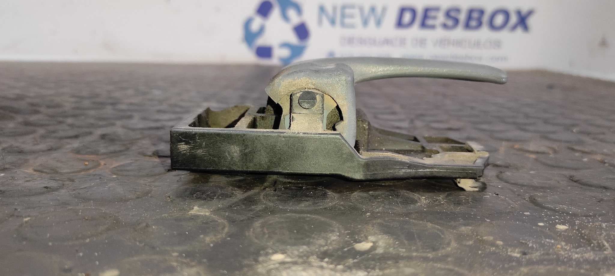 Recambio de MANETA INTERIOR TRASERA DERECHA para TOYOTA RAV 4 (A2) 1.8 Luna (2003->) 1ZZ-FE referencia OEM IAM R2   - BLANCO 3