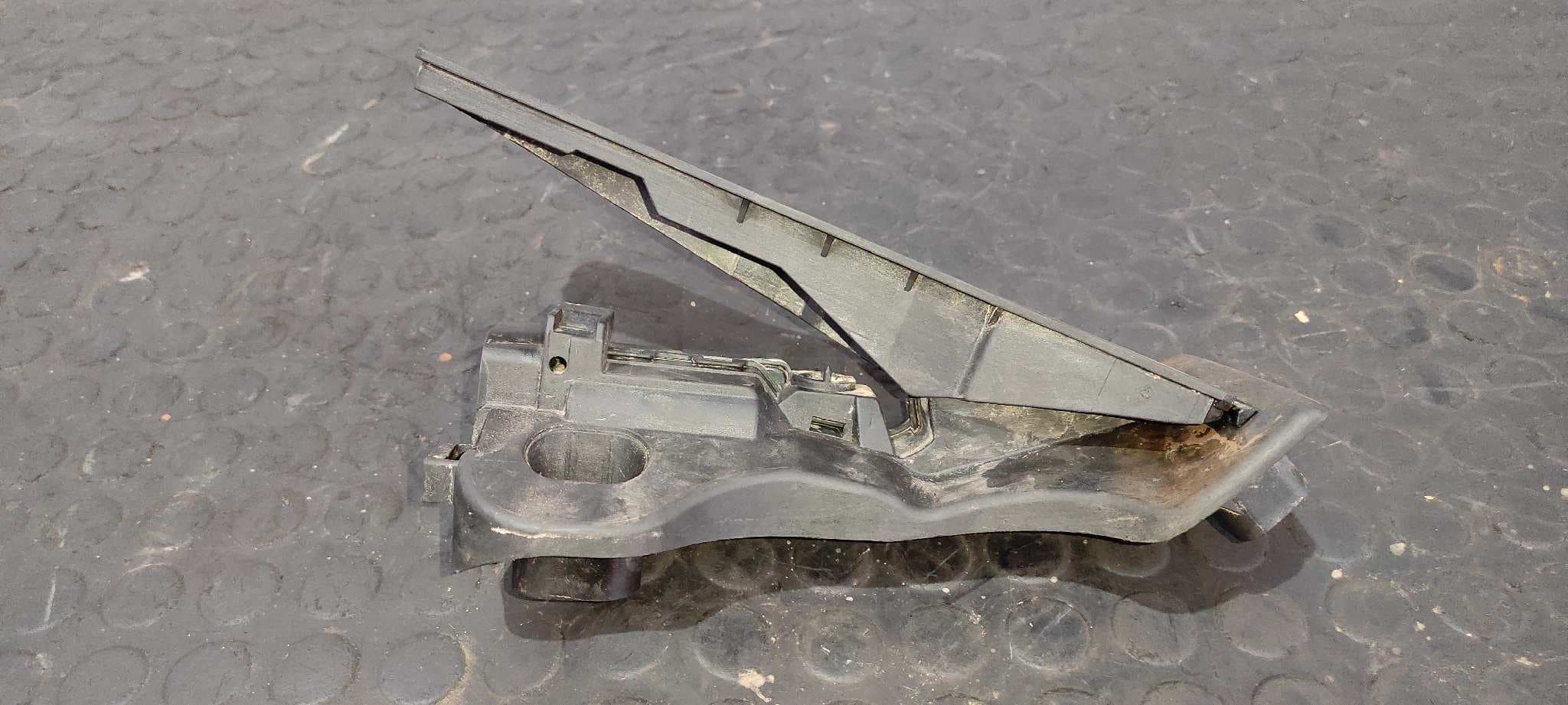 Recambio de POTENCIOMETRO PEDAL para AUDI A3 (8P) 2.0 TDI Ambiente BKD referencia OEM IAM 1K1721503L   - NEGRO 4