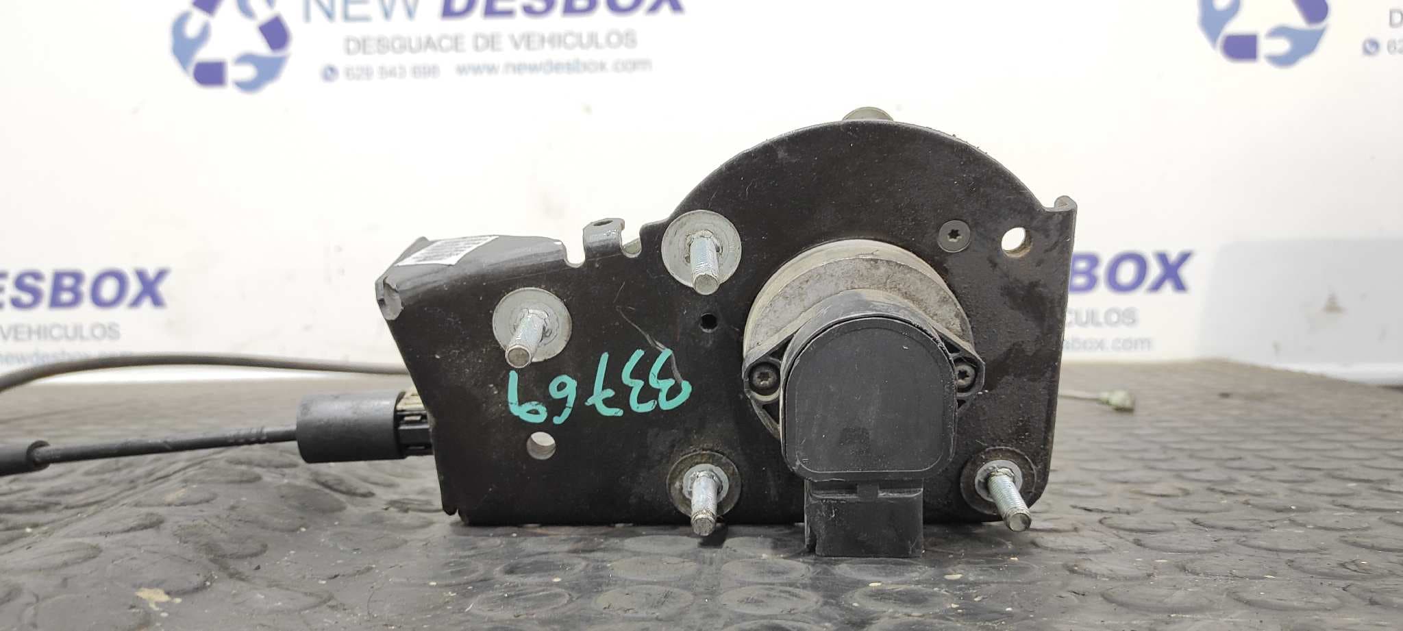 Recambio de POTENCIOMETRO PEDAL para CHRYSLER JEEP GR.CHEROKEE (WJ/WG) 3.1 TD Limited VM73B referencia OEM IAM 53031575AD   - PLATA