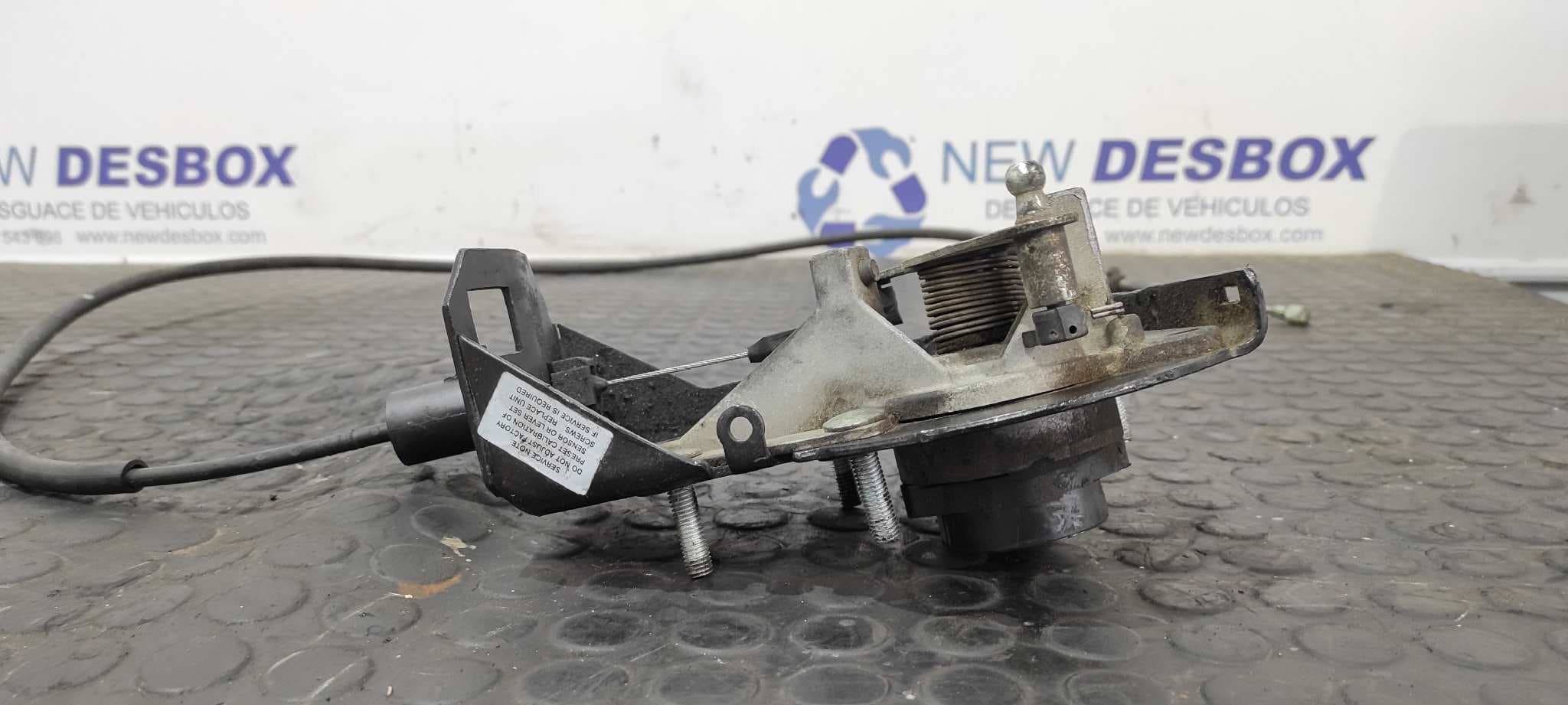 Recambio de POTENCIOMETRO PEDAL para CHRYSLER JEEP GR.CHEROKEE (WJ/WG) 3.1 TD Limited VM73B referencia OEM IAM 53031575AD   - PLATA 4