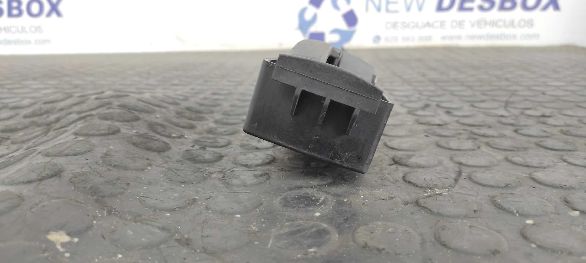 Recambio de MANETA INTERIOR DELANTERA IZQUIERDA para FORD TOURNEO CONNECT (TC7) referencia OEM IAM 2T14V266A63CH 5