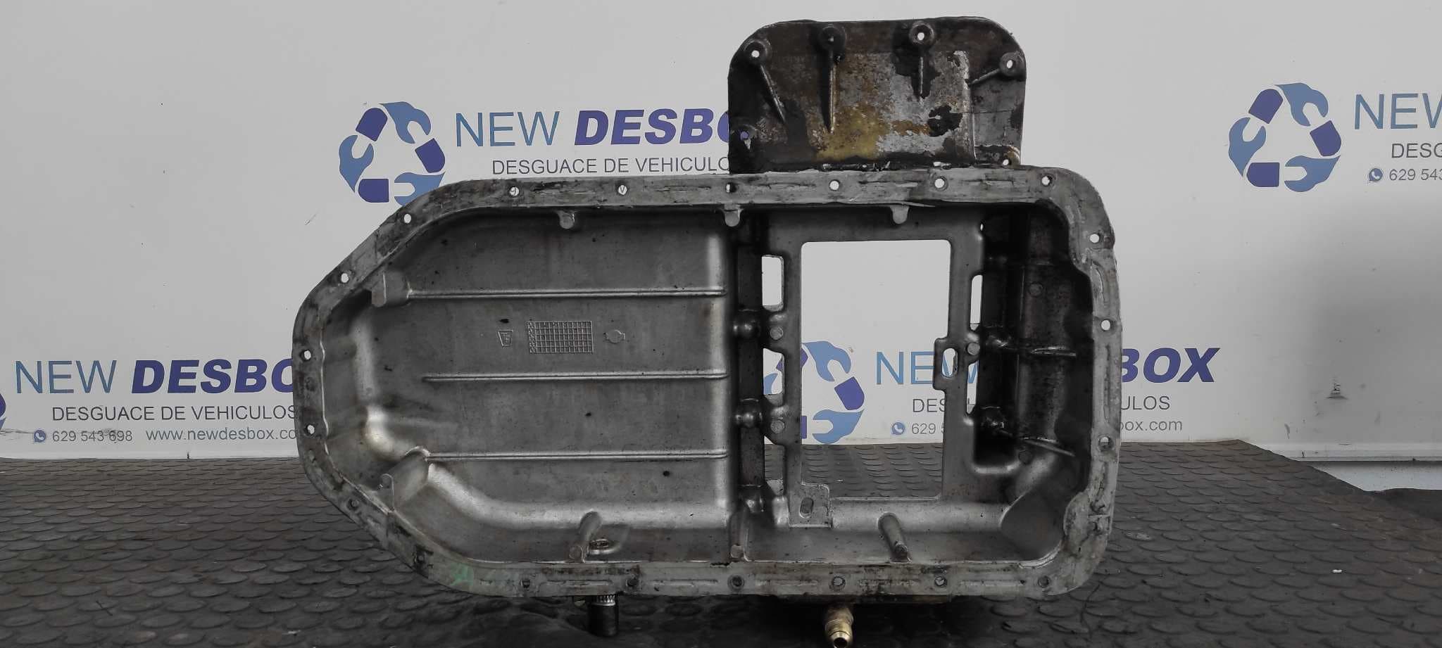 Recambio de CARTER para NISSAN TRADE * LD23 referencia OEM IAM    - BLANCO 3