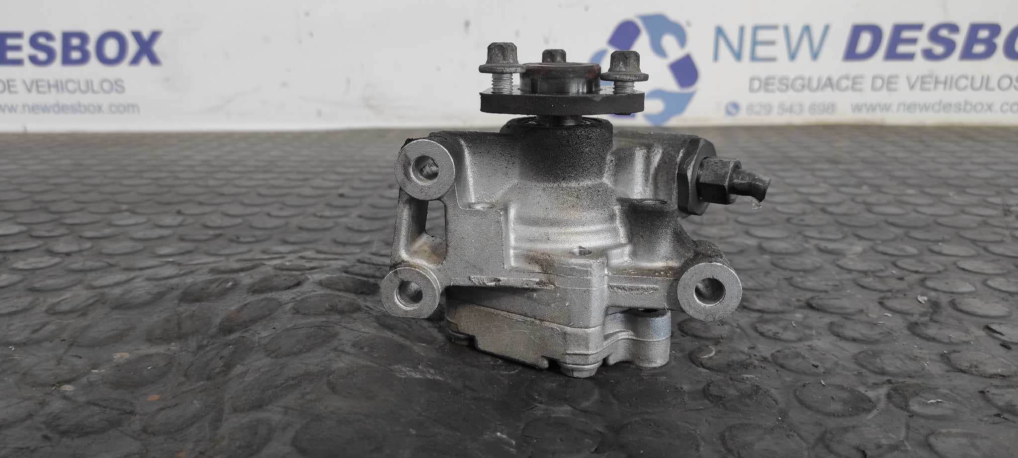 Recambio de BOMBA DIRECCION para MERCEDES-BENZ CLASE CLC (CL203) CLC 220 CDI (LA) (203.708) OM646963 referencia OEM IAM A0044661301   - NEGRO 2