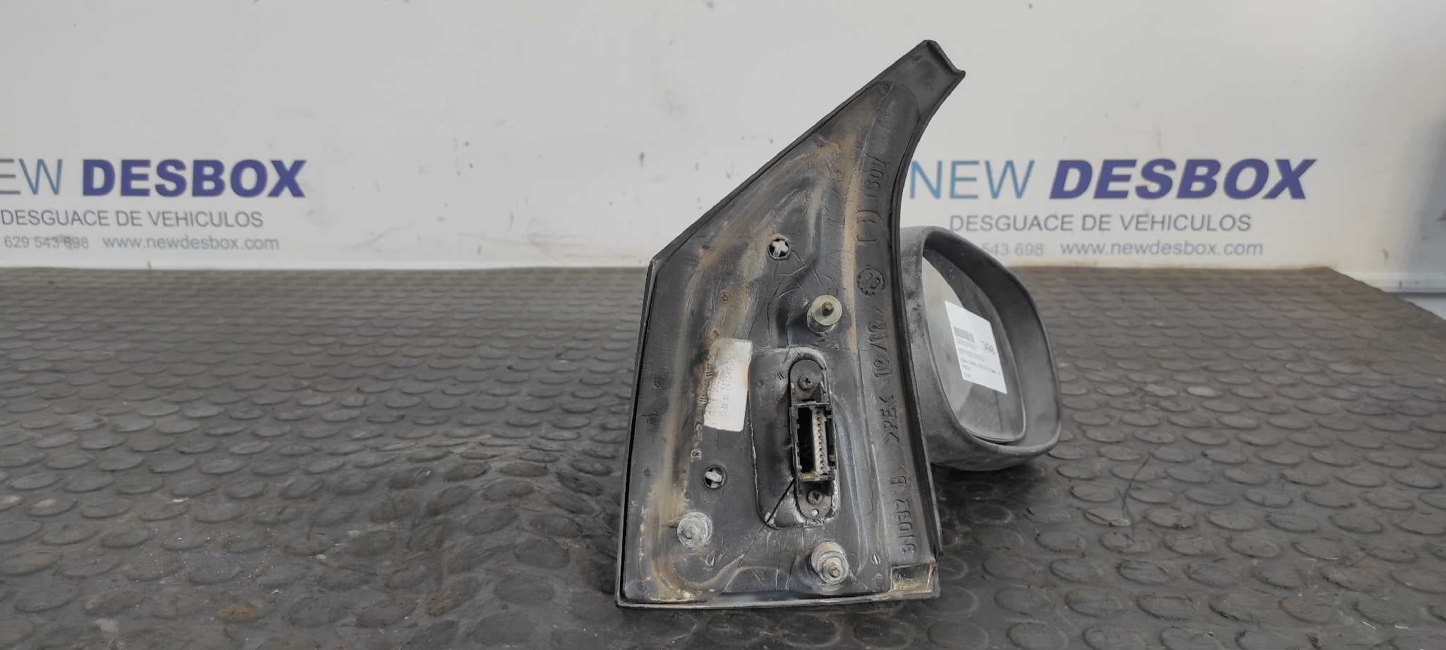 Recambio de RETROVISOR DERECHO para RENAULT MEGANE I SCENIC (JA0) 1.9 D Kaleido F9Q730 referencia OEM IAM 010461   - AZUL 4