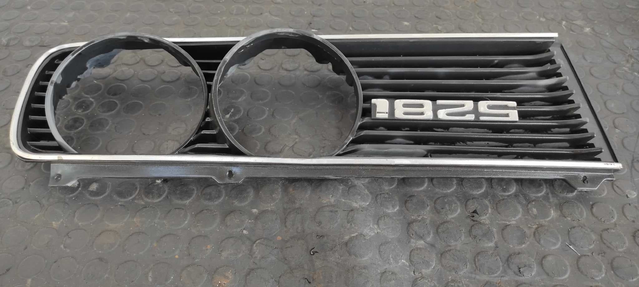 Recambio de REJILLA DELANTERA para BMW SERIE 5 (E12) 2.8 M30B28 referencia OEM IAM    - NARANJA 7