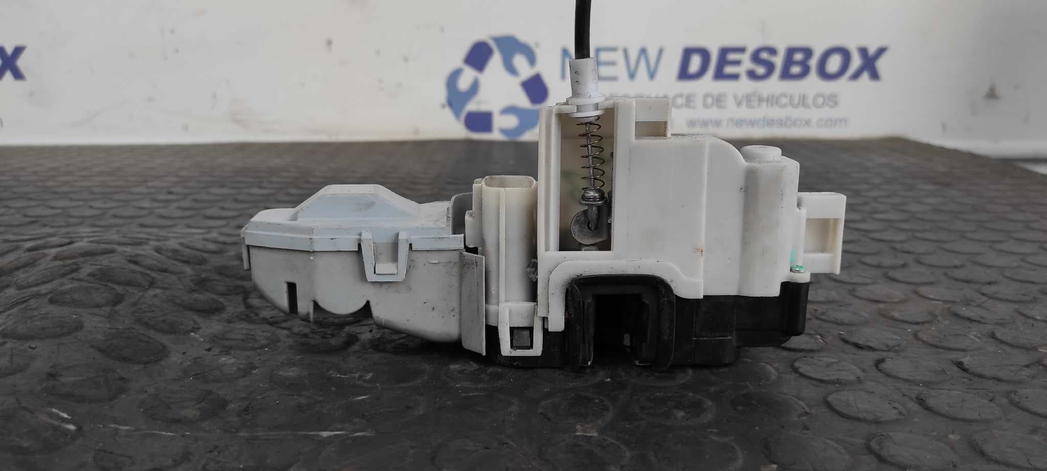 Recambio de CERRADURA PUERTA DELANTERA IZQUIERDA para FIAT BRAVO (198) 1.9 8V JTD CAT 192A8000 referencia OEM IAM B792   - GRIS 3