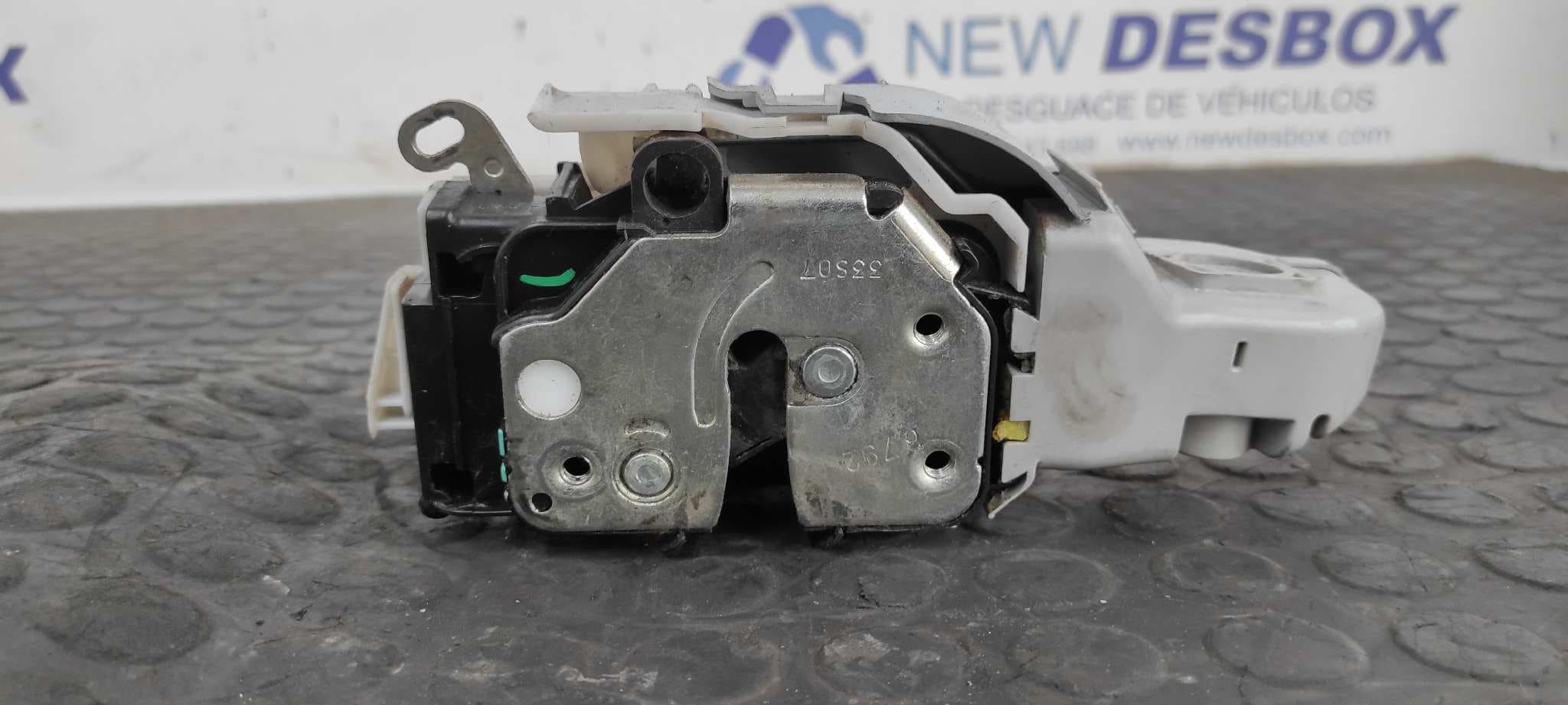 Recambio de CERRADURA PUERTA DELANTERA IZQUIERDA para FIAT BRAVO (198) 1.9 8V JTD CAT 192A8000 referencia OEM IAM B792   - GRIS 5