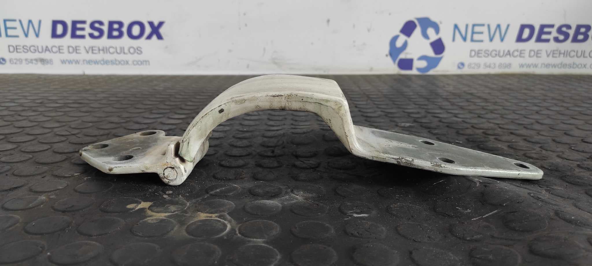 Recambio de NO IDENTIFICADO para NISSAN VANETTE CARGO referencia OEM IAM 0001112041 3