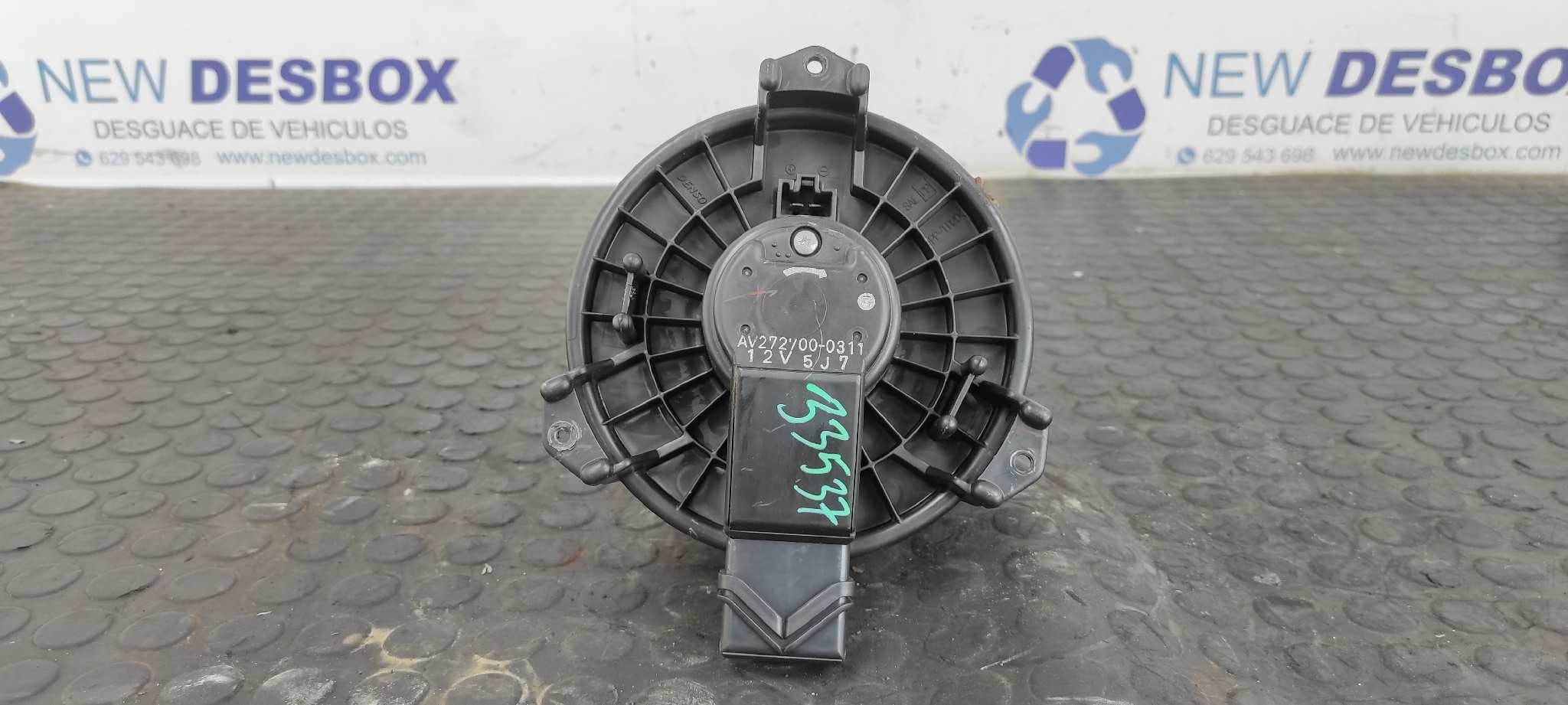 Recambio de MOTOR CALEFACCION para TOYOTA YARIS (KSP9/SCP9/NLP9) Básico 1KRFE referencia OEM IAM 2727000311   - ROJO
