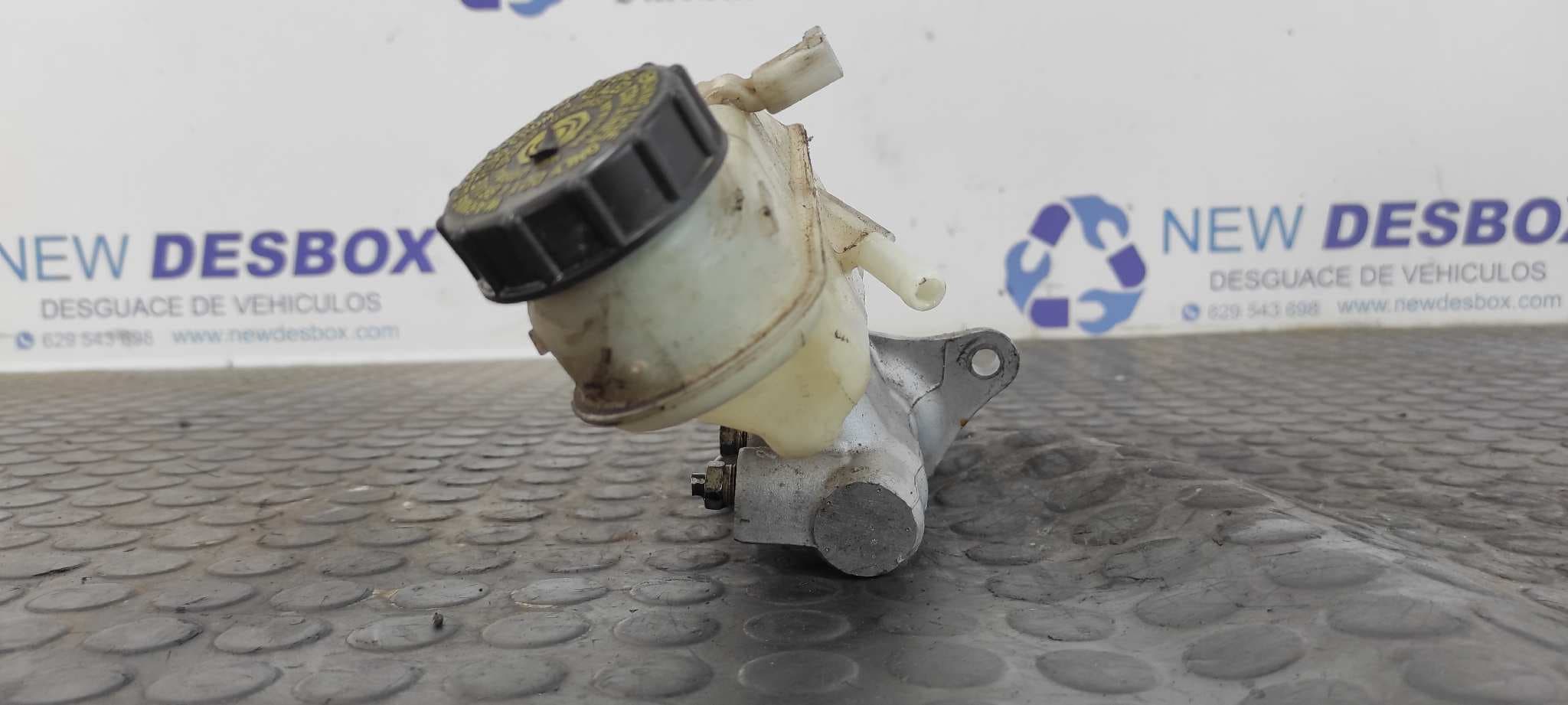 Recambio de BOMBA FRENO para TOYOTA YARIS (KSP9/SCP9/NLP9) Básico 1KRFE referencia OEM IAM 03350887551   - ROJO 3