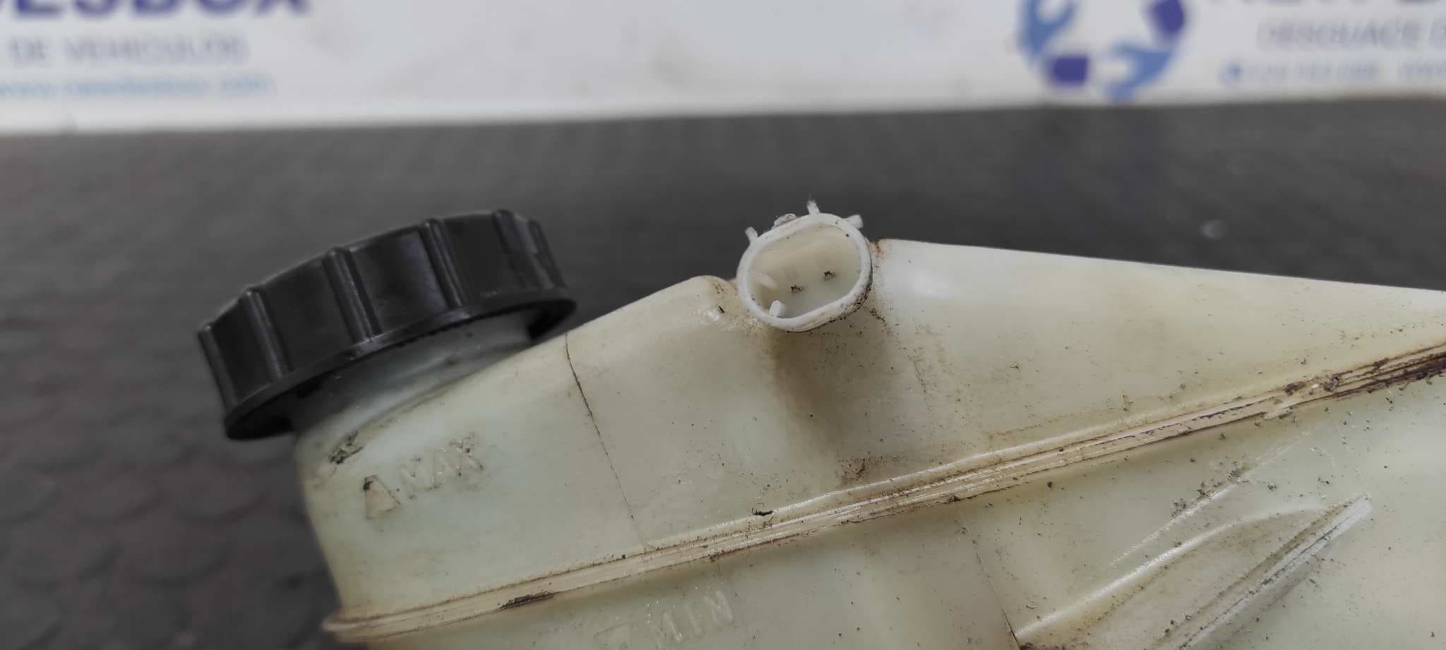 Recambio de BOMBA FRENO para TOYOTA YARIS (KSP9/SCP9/NLP9) Básico 1KRFE referencia OEM IAM 03350887551   - ROJO 2