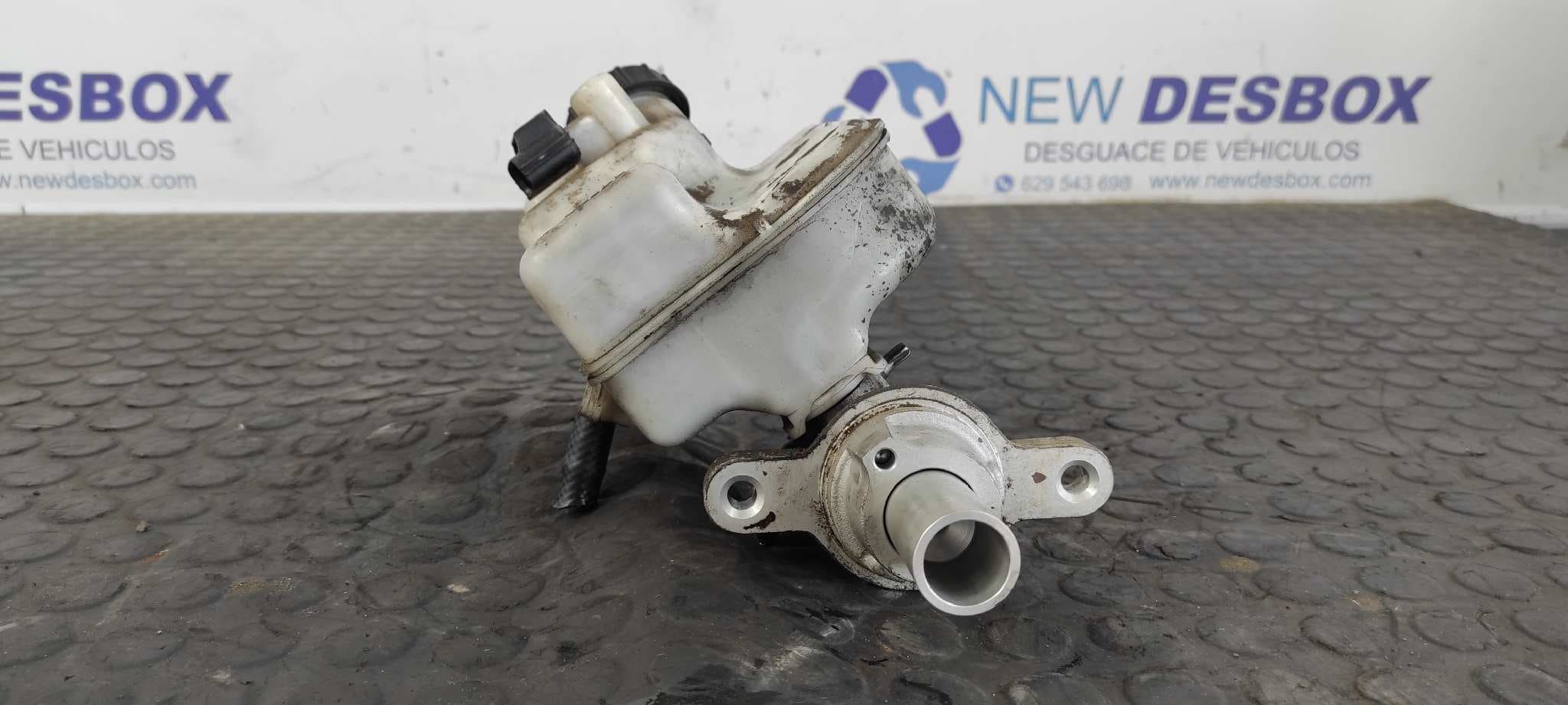 Recambio de BOMBA FRENO para FORD TRANSIT CAJA ABIERTA '06 FT 330 K   Cabina simple, corta H9FB referencia OEM IAM 0204051174   - BLANCO