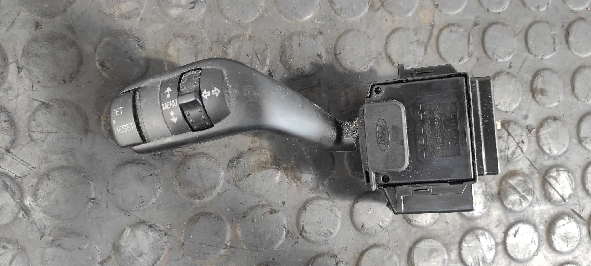 Recambio de MANDO INTERMITENTES para FORD TRANSIT CAJA ABIERTA '06 FT 330 K   Cabina simple, corta H9FB referencia OEM IAM 17D940   - BLANCO