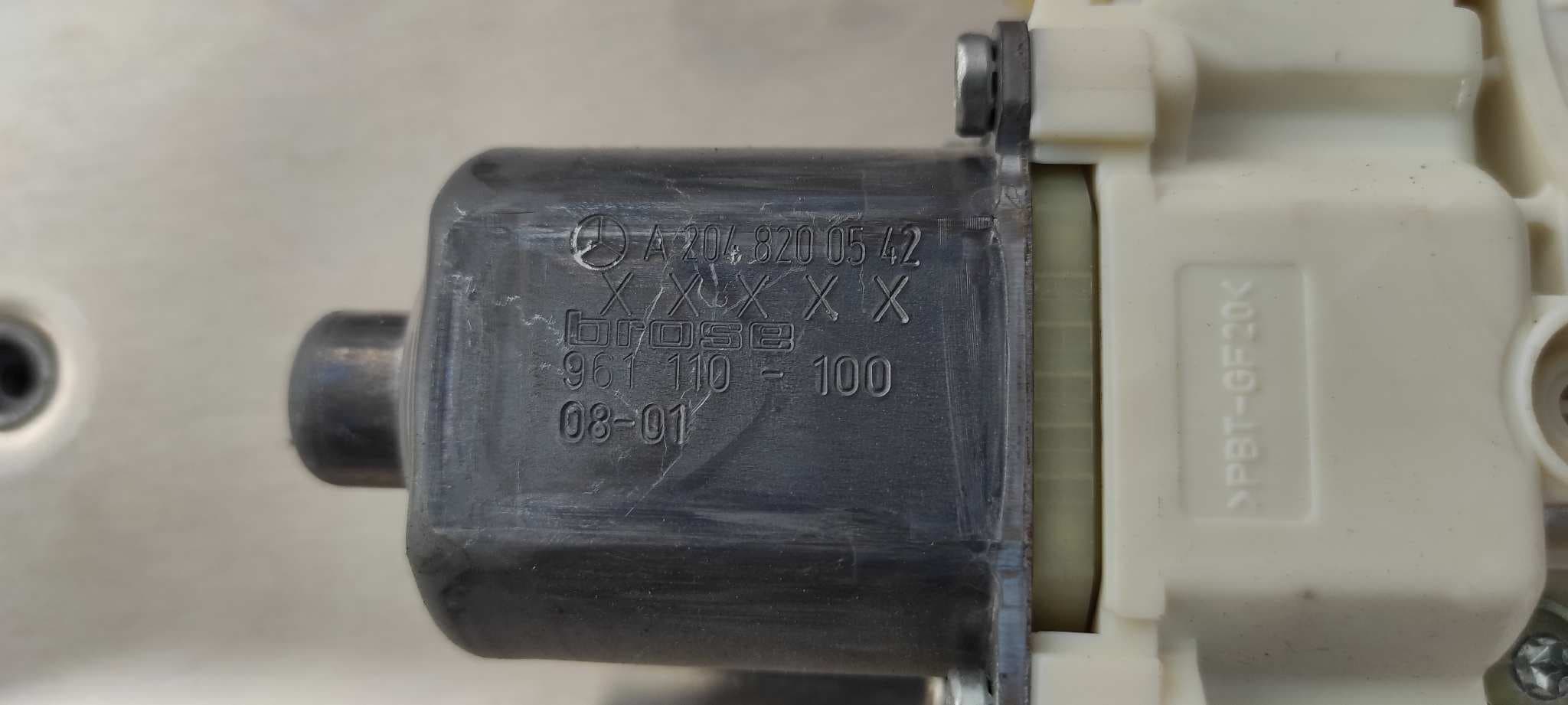 Recambio de ELEVALUNAS TRASERO DERECHO para MERCEDES-BENZ CLASE C (W204) BERLINA OM646811 referencia OEM IAM A2047600834   - BLANCO 6