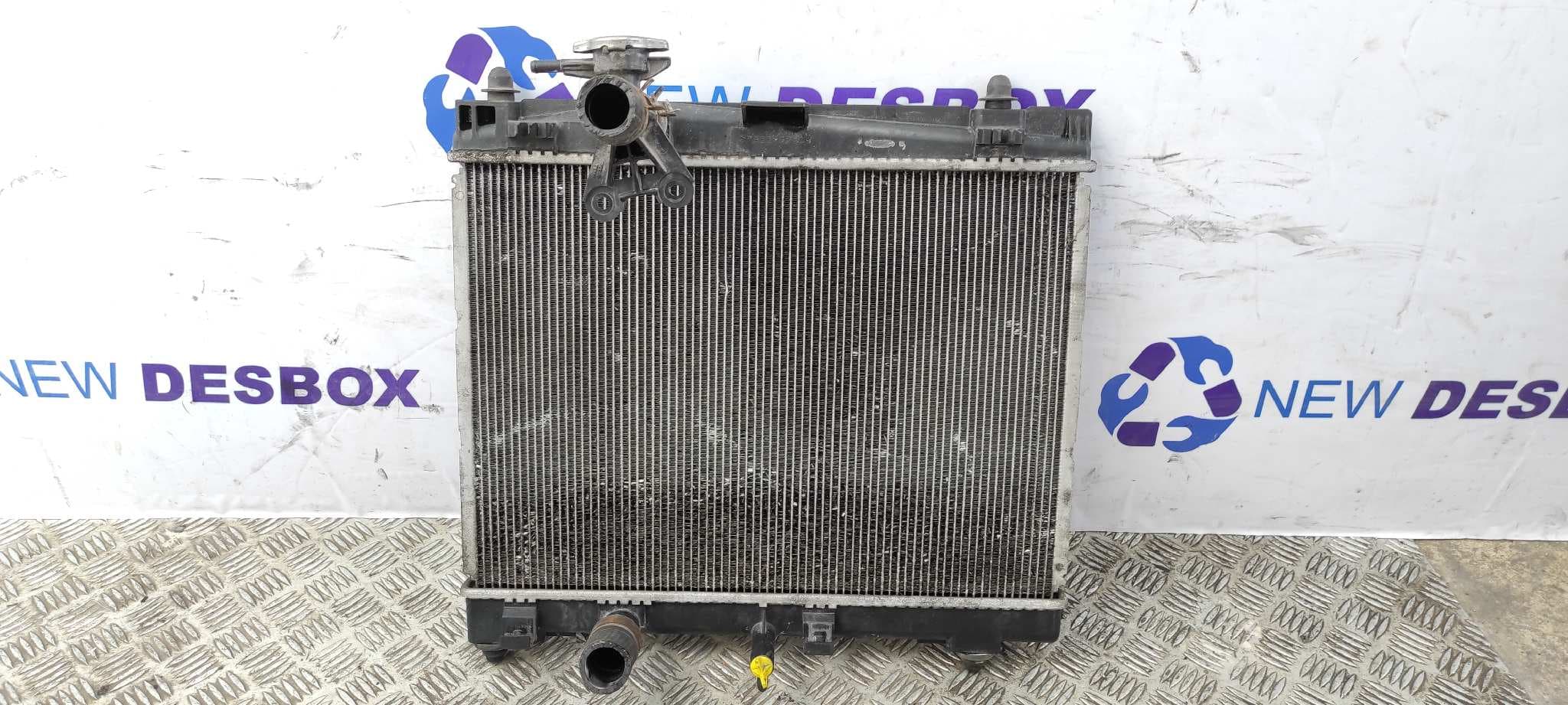 Recambio de RADIADOR AGUA para TOYOTA YARIS (KSP9/SCP9/NLP9) Básico 1KRFE referencia OEM IAM 164000Q040   - ROJO
