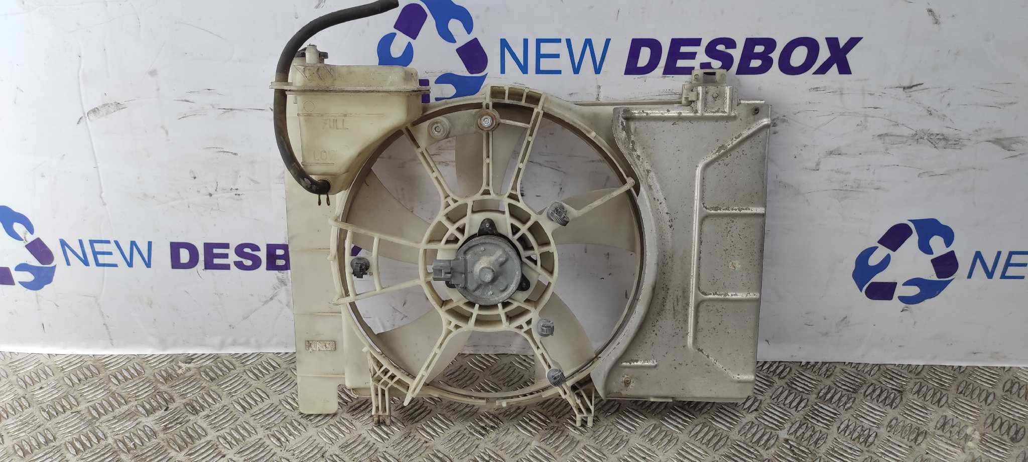 Recambio de ELECTROVENTILADOR para TOYOTA YARIS (KSP9/SCP9/NLP9) Básico 1KRFE referencia OEM IAM 2635005251   - ROJO