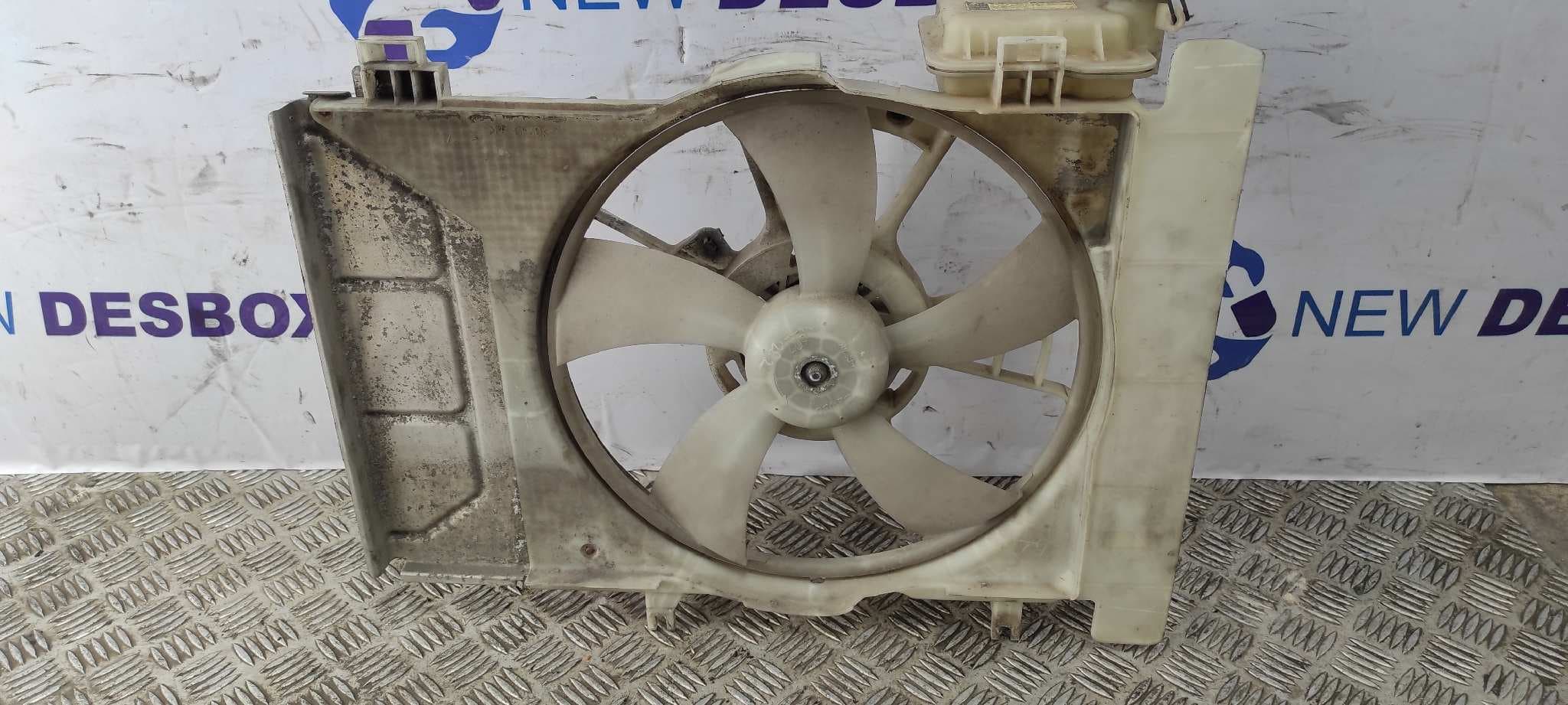 Recambio de ELECTROVENTILADOR para TOYOTA YARIS (KSP9/SCP9/NLP9) Básico 1KRFE referencia OEM IAM 2635005251   - ROJO 6