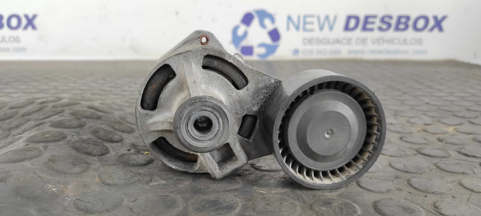 Recambio de TENSOR CORREA AUXILIAR para FORD TRANSIT CAJA ABIERTA '06 FT 330 K   Cabina simple, corta H9FB referencia OEM IAM    - BLANCO