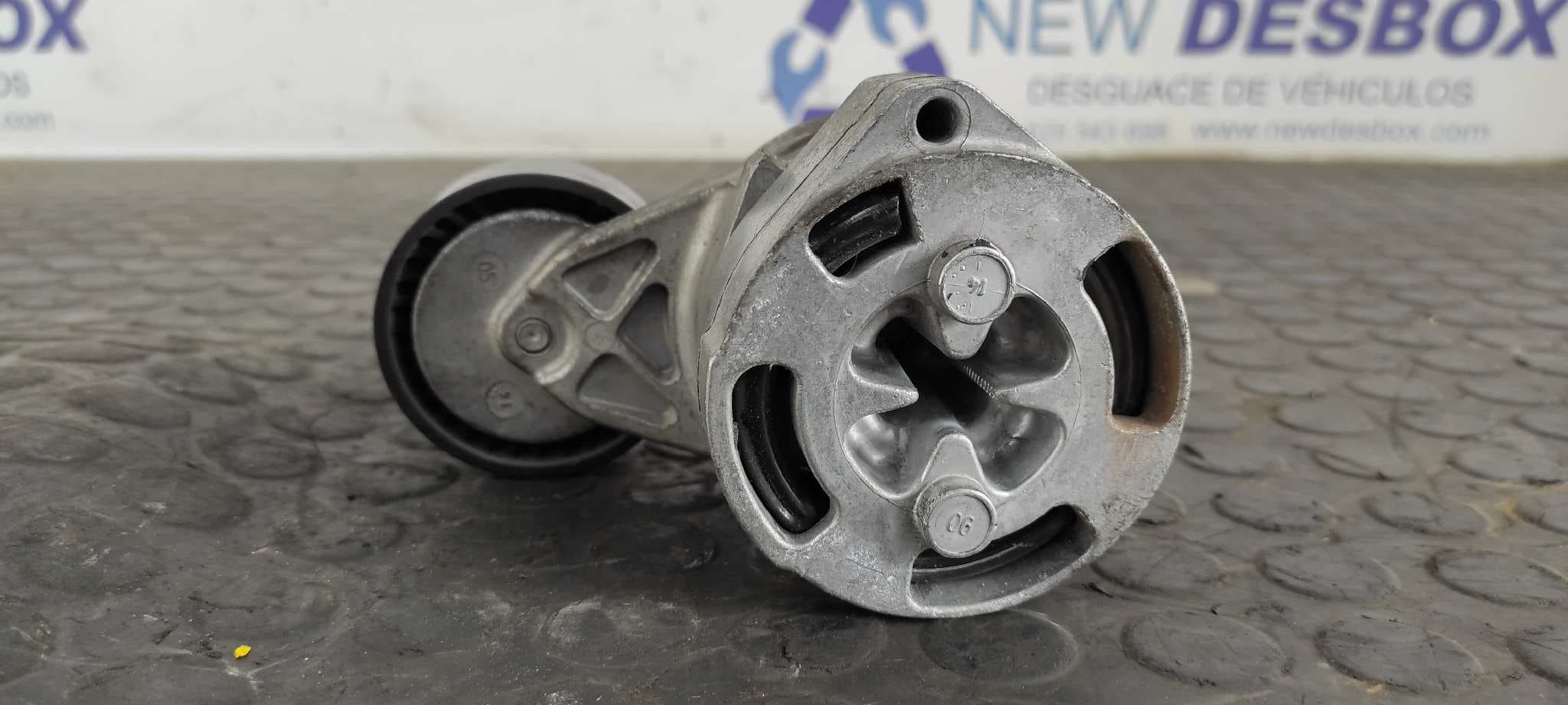 Recambio de TENSOR CORREA AUXILIAR para FORD TRANSIT CAJA ABIERTA '06 FT 330 K   Cabina simple, corta H9FB referencia OEM IAM    - BLANCO 3