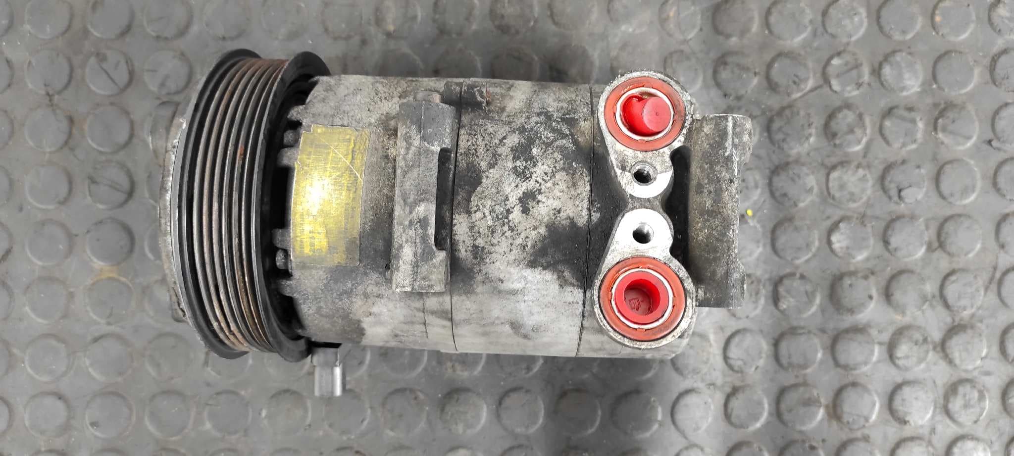 Recambio de COMPRESOR AIRE ACONDICIONADO para FORD TRANSIT CAJA ABIERTA '06 FT 330 K   Cabina simple, corta H9FB referencia OEM IAM 3M5HAG   - BLANCO 3