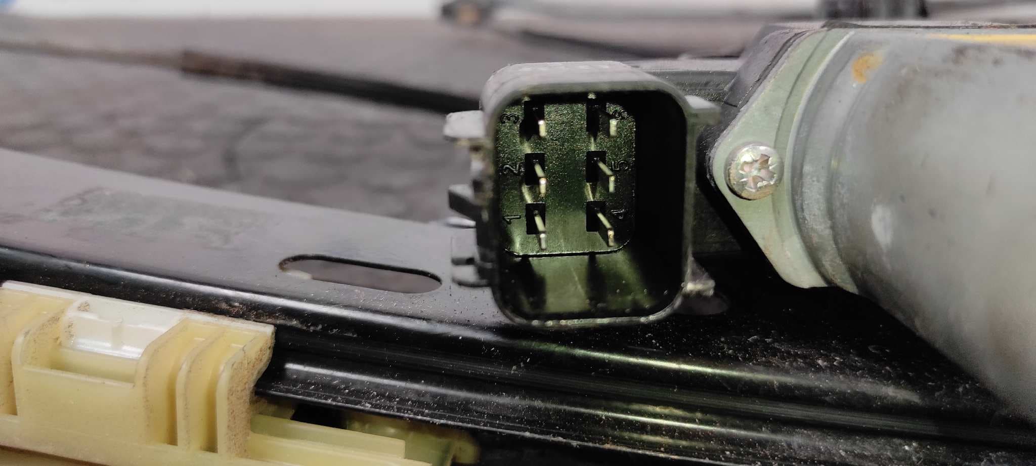Recambio de ELEVALUNAS DELANTERO IZQUIERDO para FORD GRAND C-MAX UFDB referencia OEM IAM 918957102   - BLANCO 2