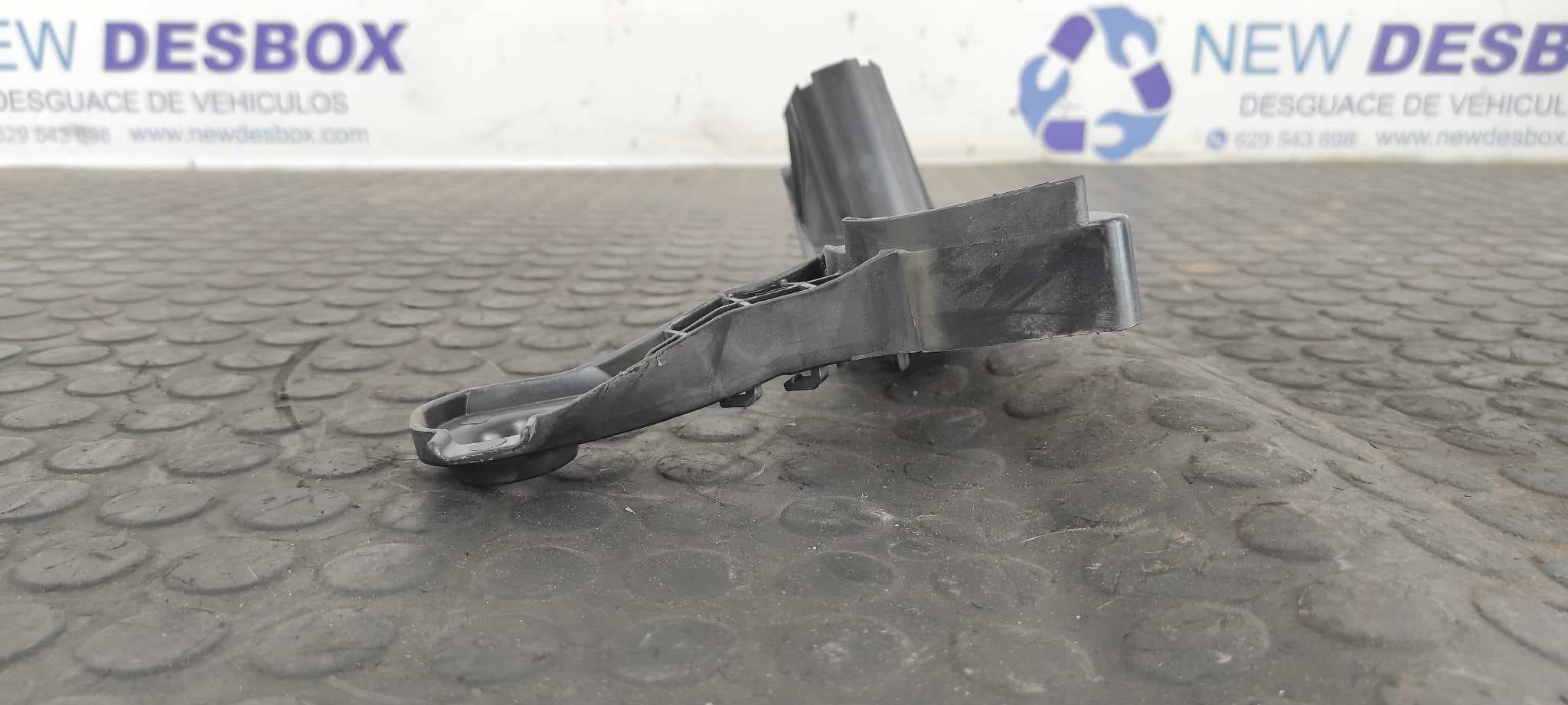 Recambio de MANETA INTERIOR TRASERA IZQUIERDA para FORD GRAND C-MAX Titanium UFDB referencia OEM IAM AM51U266A63   - BLANCO 2