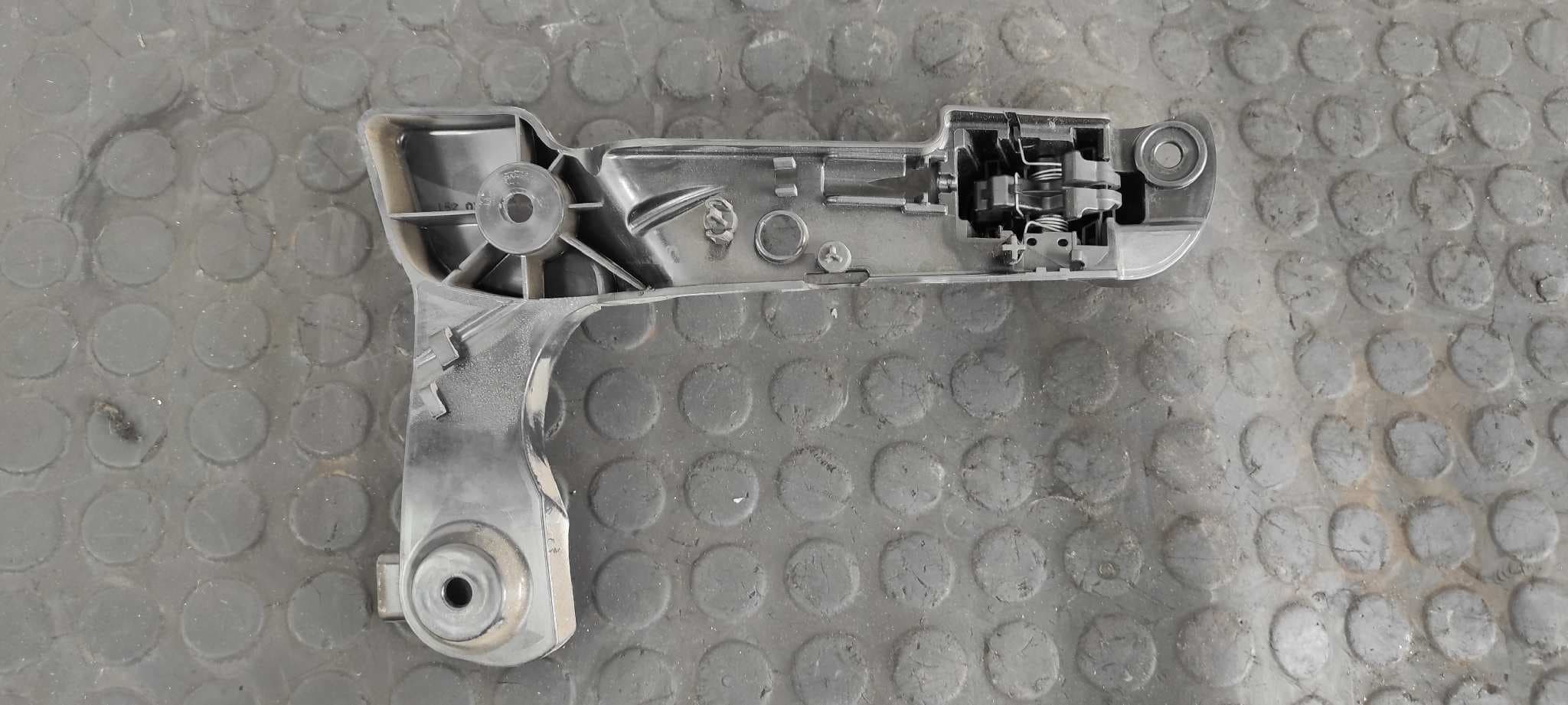 Recambio de MANETA INTERIOR TRASERA IZQUIERDA para FORD GRAND C-MAX Titanium UFDB referencia OEM IAM AM51U266A63   - BLANCO 4