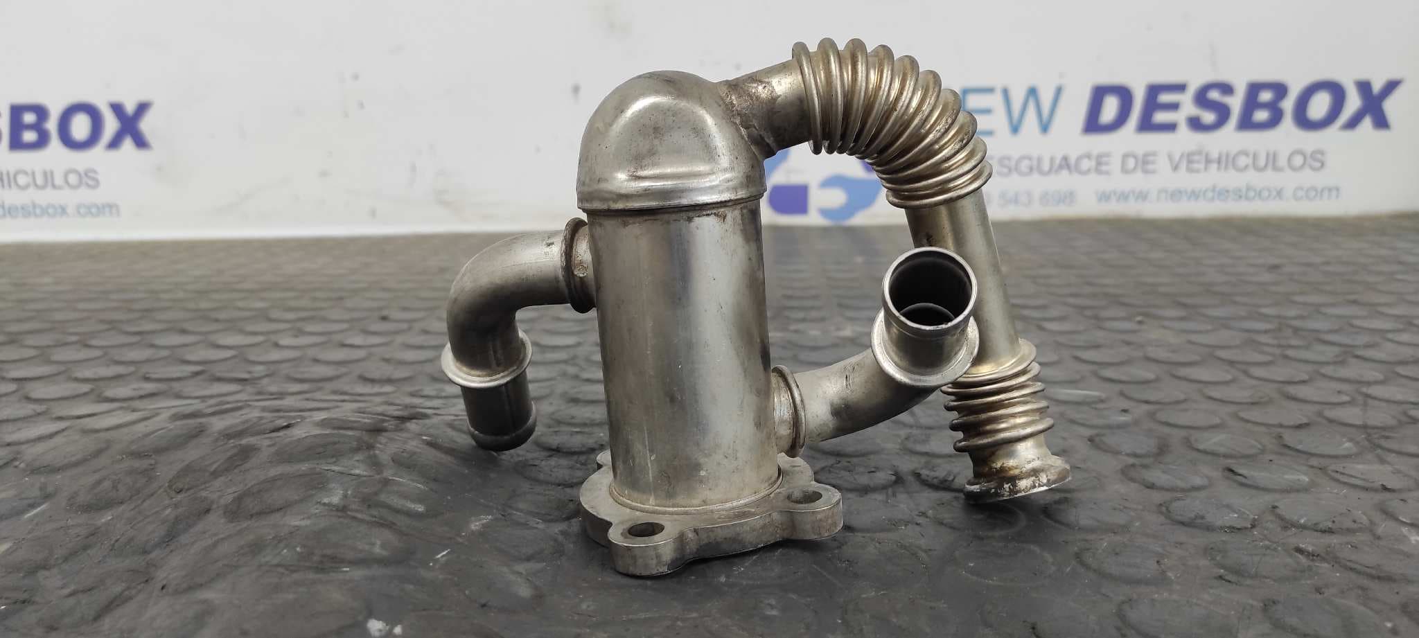 Recambio de ENFRIADOR EGR para OPEL MERIVA Cosmo Z13DTJ referencia OEM IAM 55197846   - GRIS