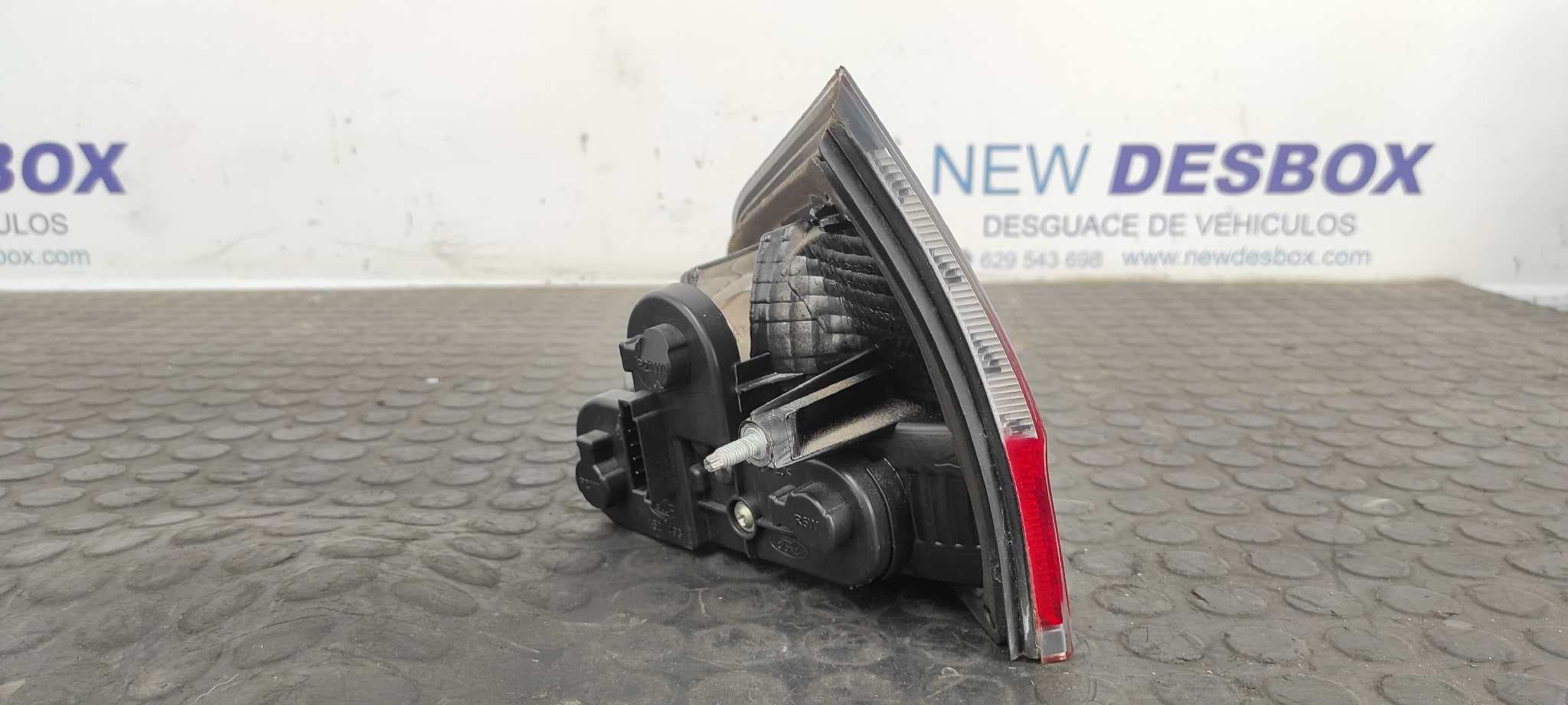 Recambio de PILOTO PORTON IZQUIERDO para FORD S-MAX (CA1) Titanium (03.2010->) QXWB referencia OEM IAM 6M2113A603AK   - GRANATE 5
