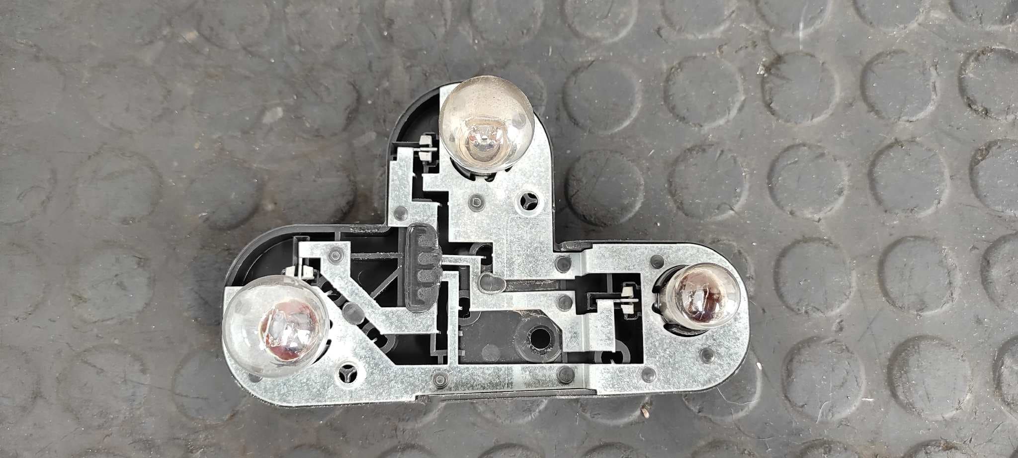 Recambio de PORTALAMPARAS para FORD S-MAX (CA1) Titanium (03.2010->) QXWB referencia OEM IAM 162494   - GRANATE 3