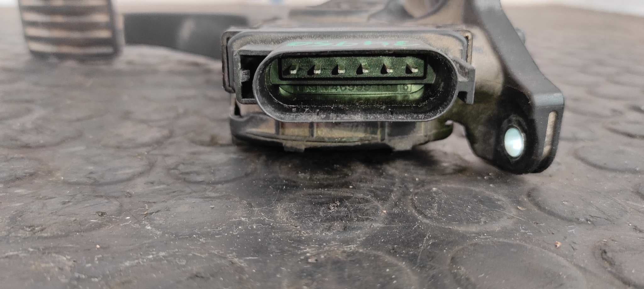 Recambio de POTENCIOMETRO PEDAL para FORD S-MAX (CA1) Titanium (03.2010->) QXWB referencia OEM IAM 6G929F836JC   - GRANATE 5