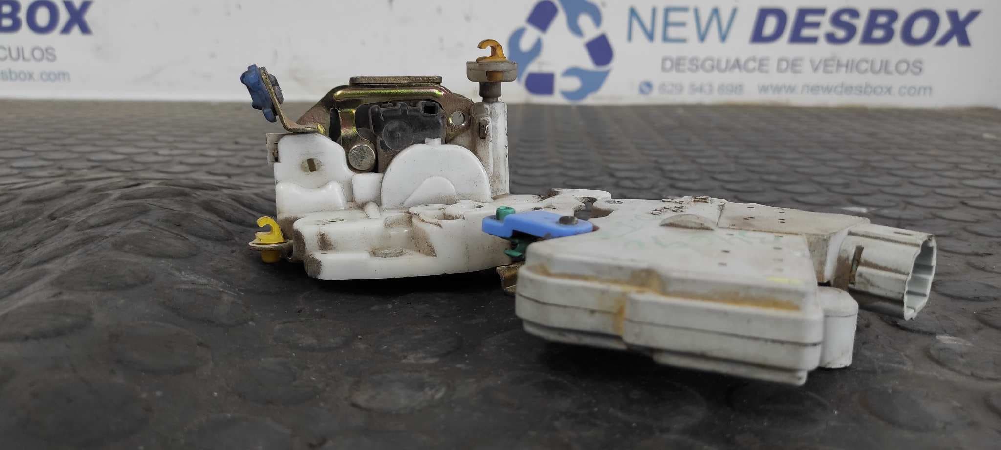 Recambio de CERRADURA PUERTA DELANTERA IZQUIERDA para NISSAN TERRANO/TERRANO.II (R20) Comfort TD27 referencia OEM IAM    - BLANCO 3