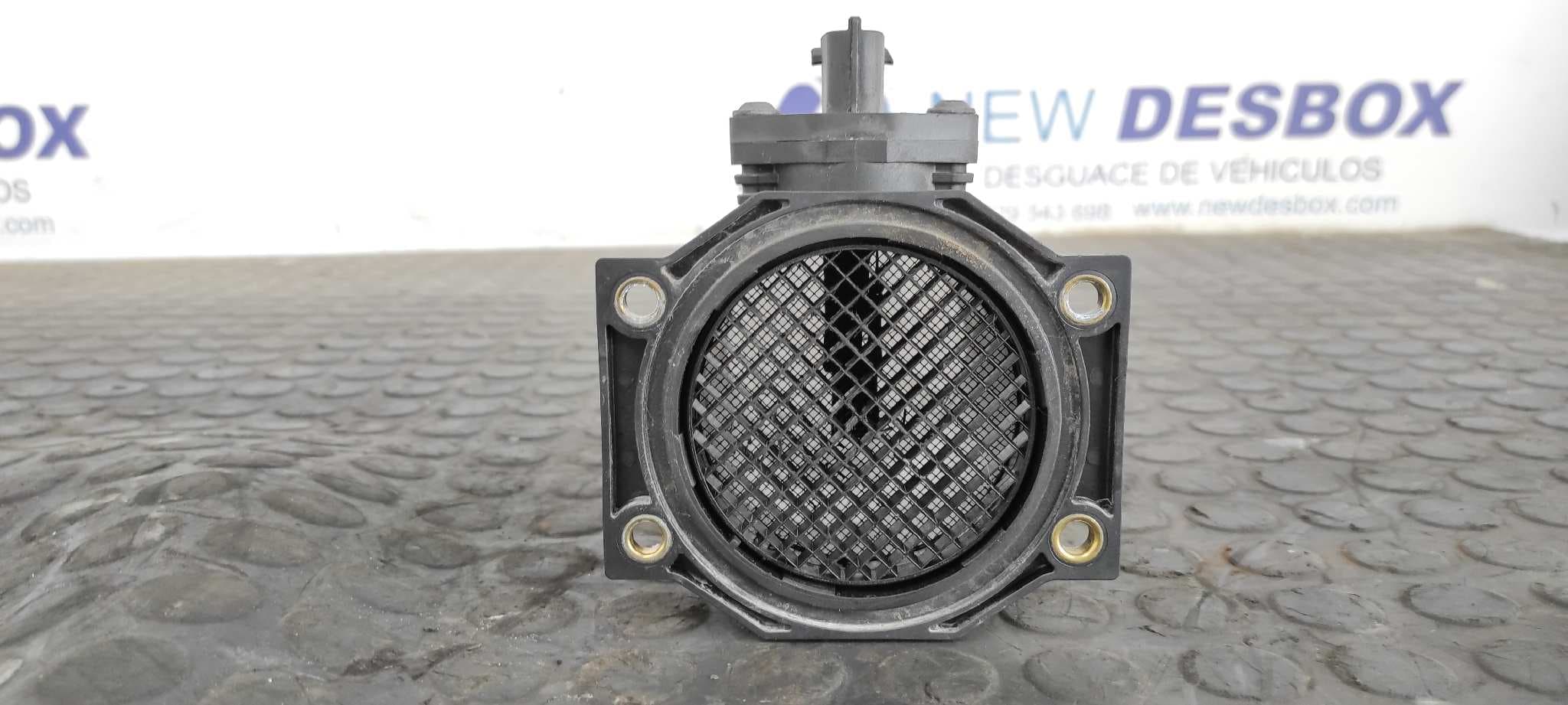Recambio de CAUDALIMETRO para NISSAN TERRANO/TERRANO.II (R20) TD27 referencia OEM IAM 226807F425   - BLANCO 6