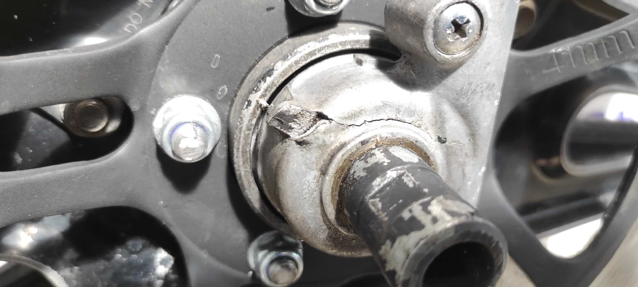 Recambio de LLANTA para HONDA CB 900 referencia OEM IAM 100 90 19 57H 8