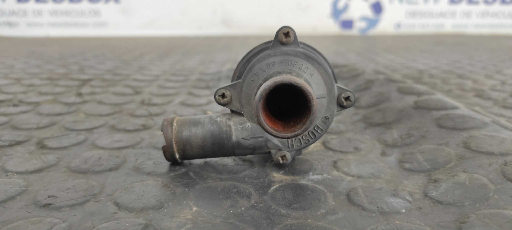 Recambio de BOMBA AGUA para SEAT CORDOBA BERLINA (6K2) AYP referencia OEM IAM 251965561B   - AMARILLO 2
