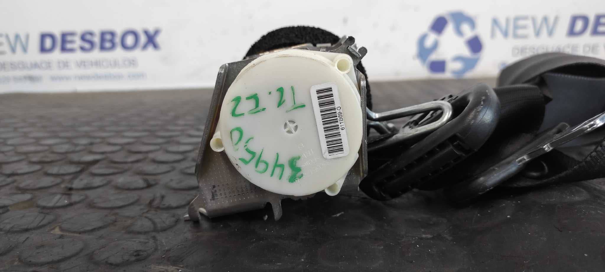 Recambio de CINTURON TRASERO IZQUIERDO para FORD S-MAX (CA1) Titanium (03.2010->) QXWB referencia OEM IAM 611B69G   - GRANATE 3