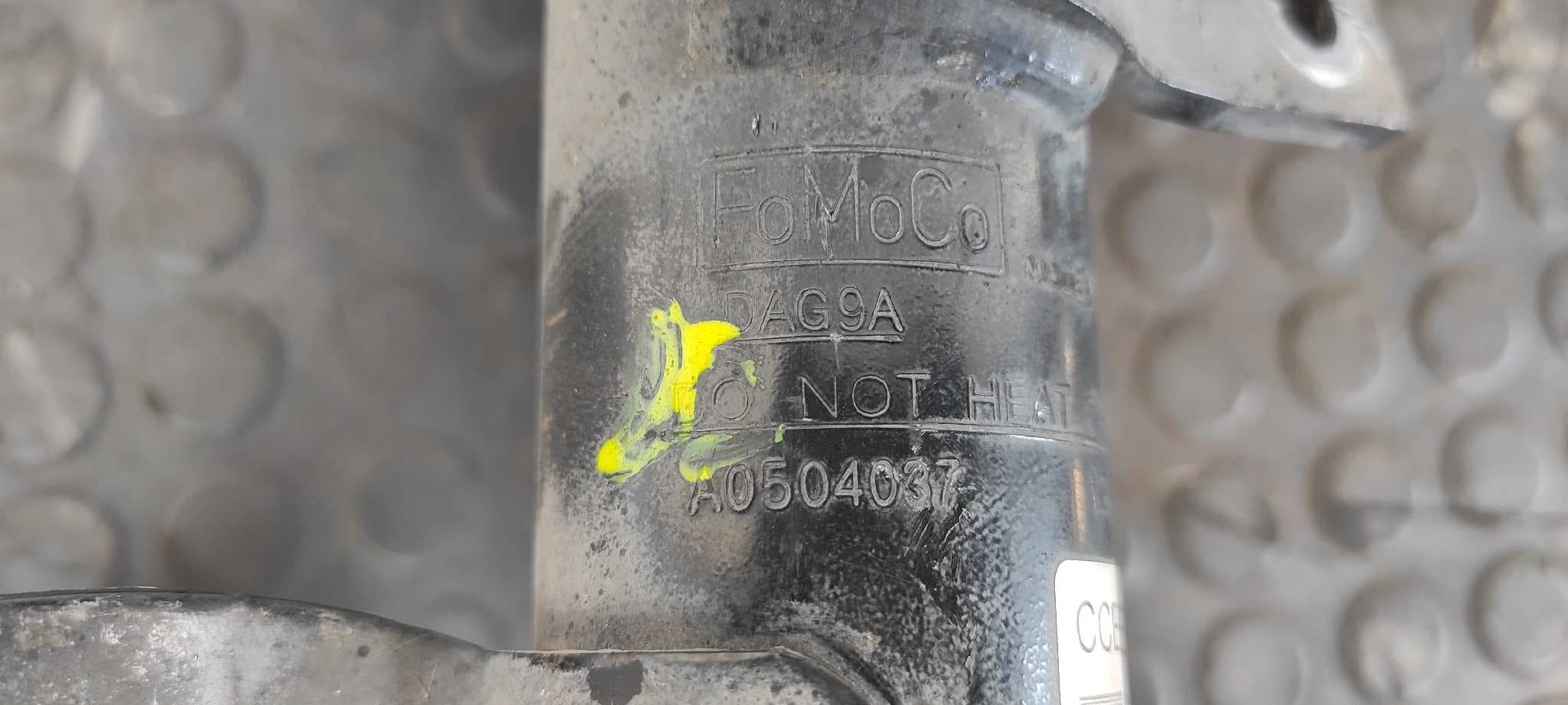Recambio de AMORTIGUADOR DELANTERO DERECHO para FORD GRAND C-MAX Titanium UFDB referencia OEM IAM AV6118045CCE   - BLANCO 2