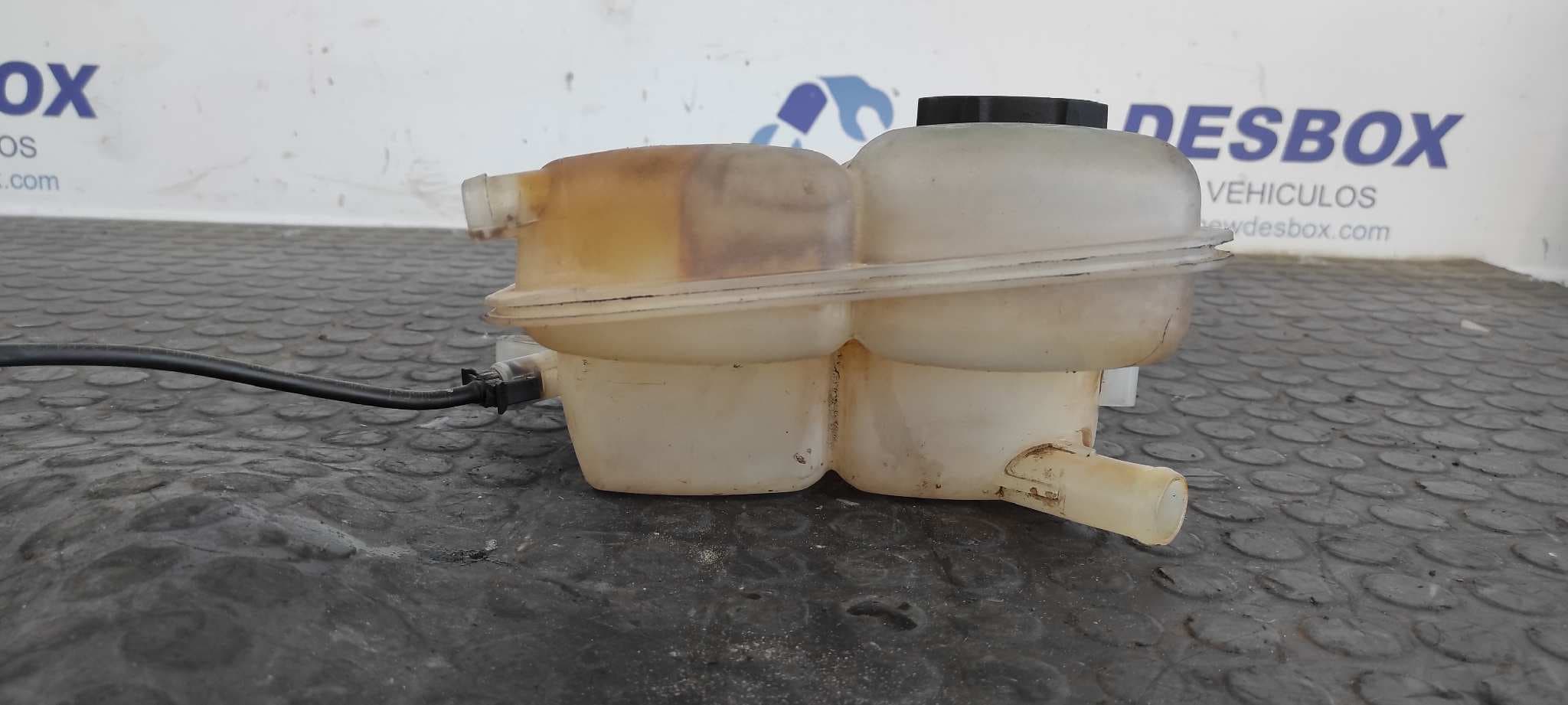 Recambio de DEPOSITO EXPANSION para FORD GRAND C-MAX Titanium UFDB referencia OEM IAM 8V618K218AE   - BLANCO 6
