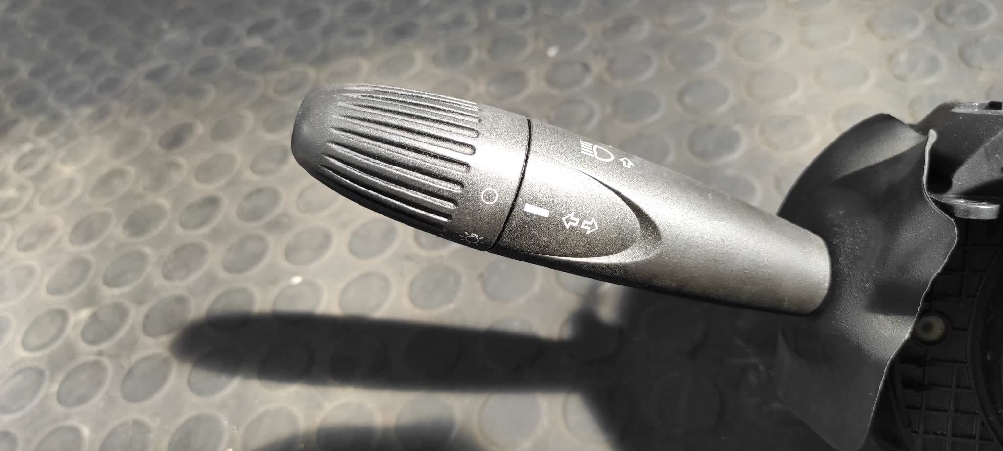 Recambio de MANDO MULTIFUNCION para FIAT PUNTO BERLINA (188) 1.2 16V ELX 188A5000 referencia OEM IAM A223   - AZUL 2