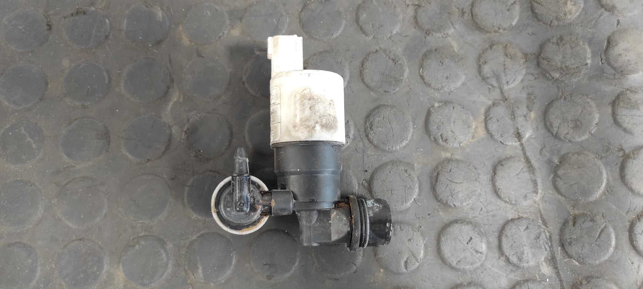 Recambio de BOMBA LIMPIA para FORD GRAND C-MAX Titanium UFDB referencia OEM IAM BK2117K624BA   - BLANCO 3