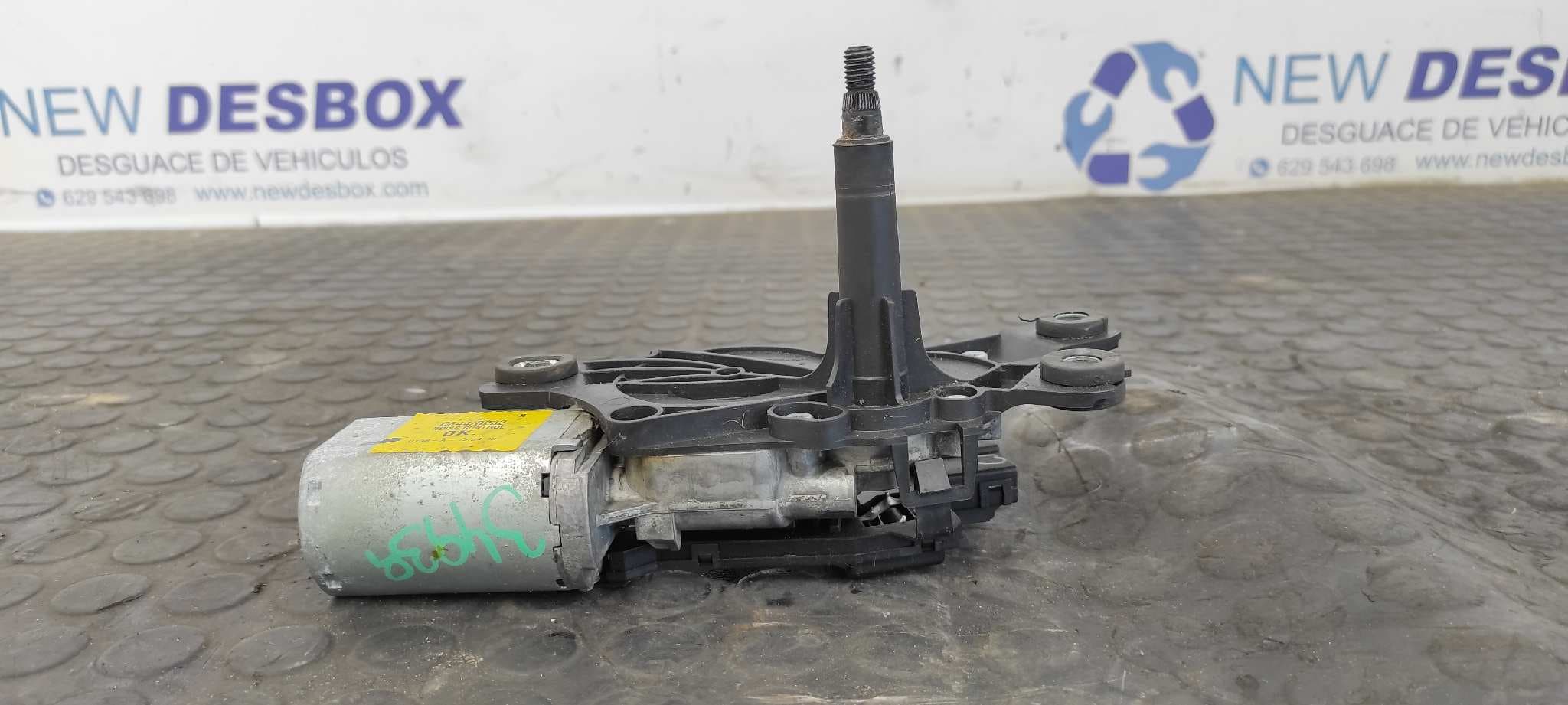 Recambio de MOTOR LIMPIA TRASERO para FORD GRAND C-MAX UFDB referencia OEM IAM AV6117K441AC   - BLANCO 5