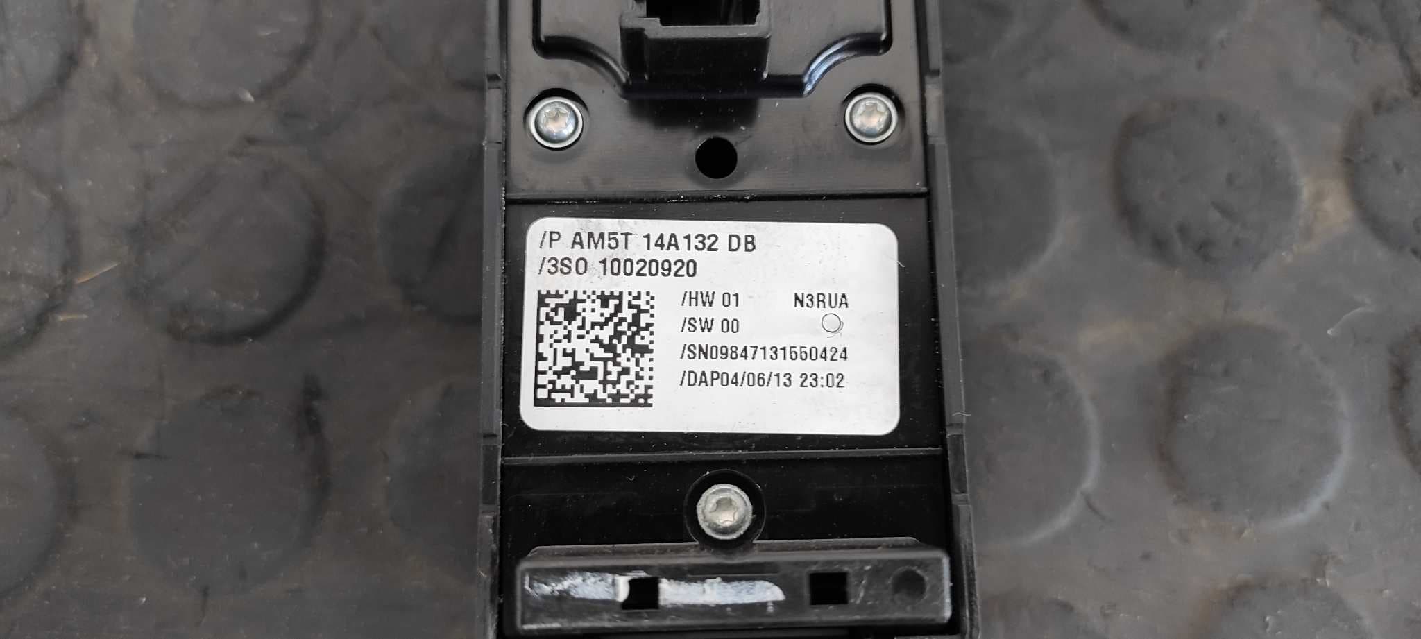 Recambio de MANDO ELEVALUNAS DELANTERO IZQUIERDO para FORD GRAND C-MAX Titanium UFDB referencia OEM IAM AM5T14A132DB   - BLANCO 3