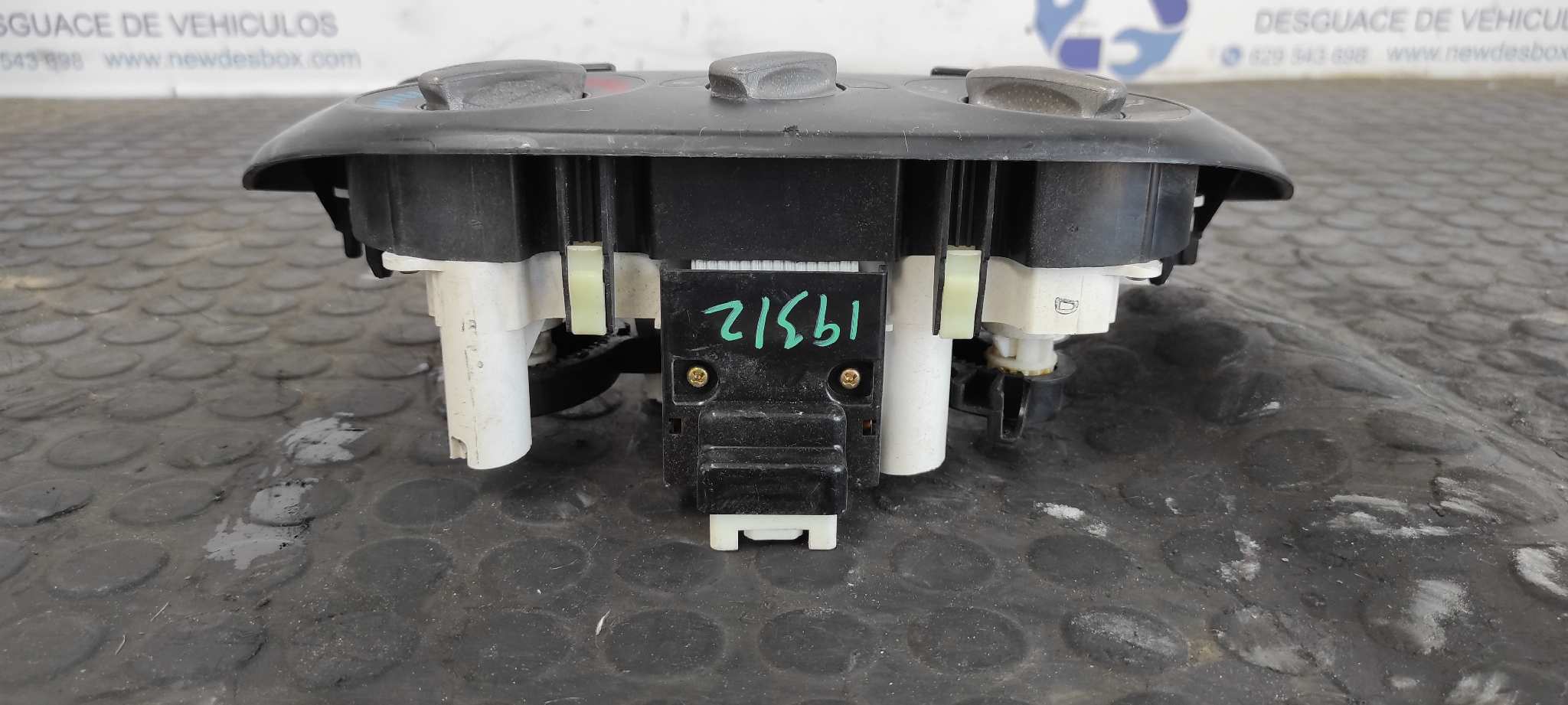 Recambio de MANDO CALEFACCION / AIRE ACONDICIONADO para TOYOTA RAV 4 (A2) 1AZFE referencia OEM IAM 5590042120   - GRIS PLATA 4