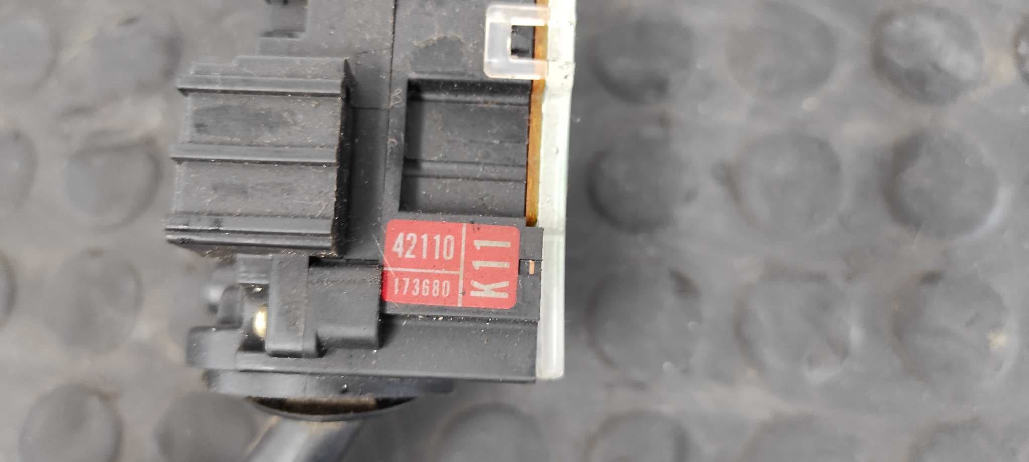 Recambio de MANDO LIMPIA para TOYOTA RAV 4 (A2) 2.0 16V CAT 1AZFE referencia OEM IAM 42110173680   - GRIS PLATA 4